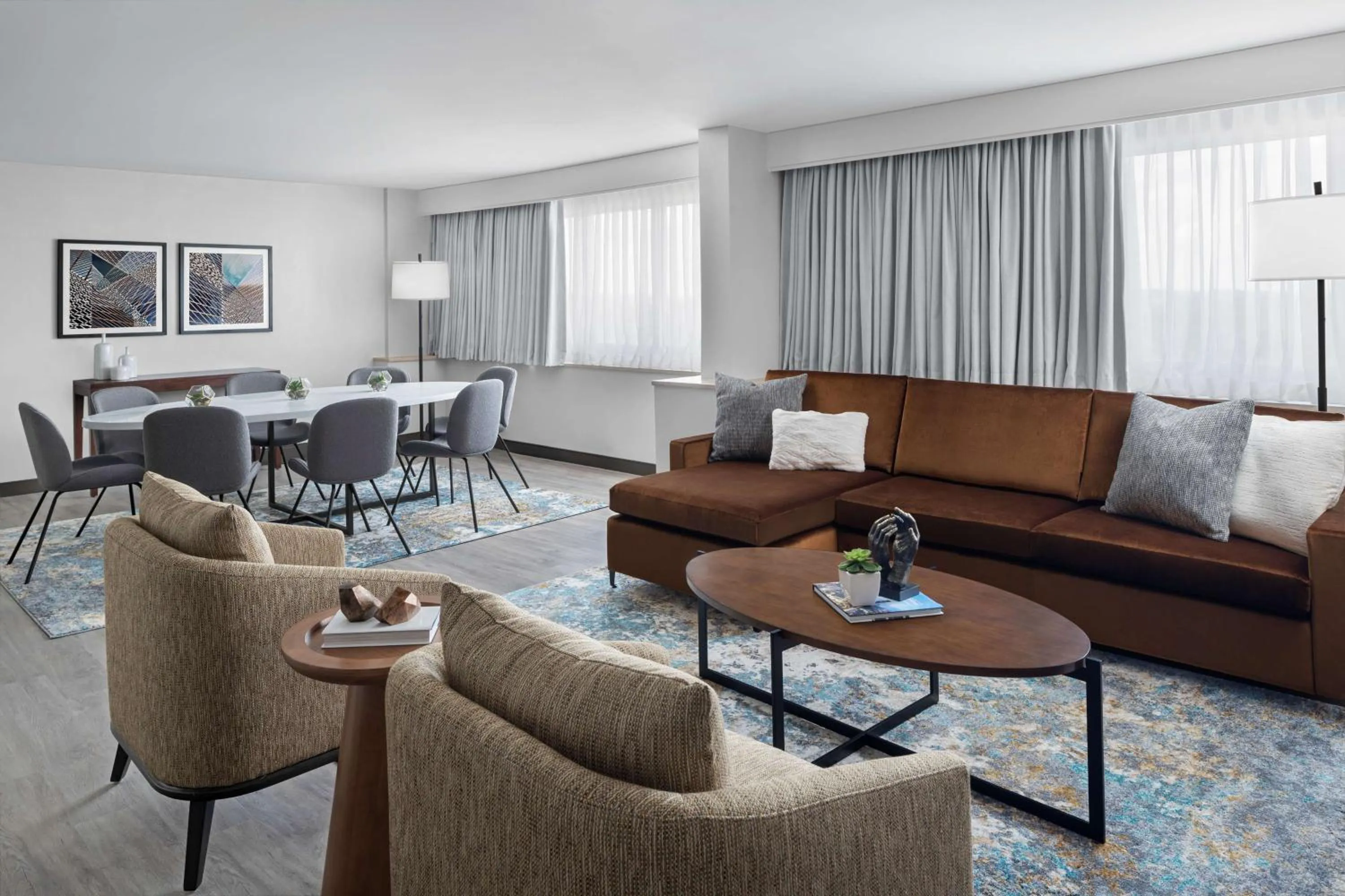 Living room in The Alloy, a DoubleTree by Hilton - Valley Forge