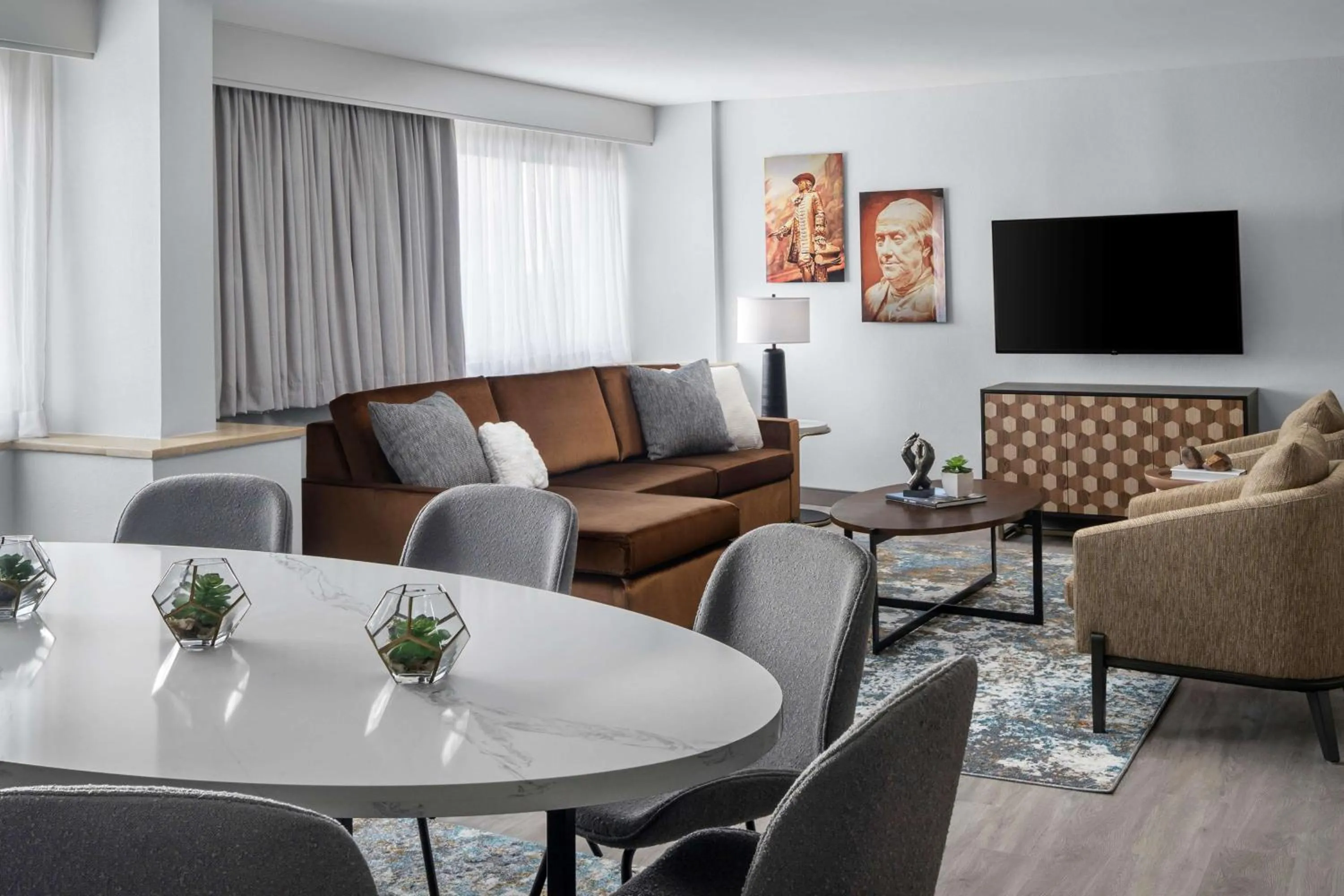Living room in The Alloy, a DoubleTree by Hilton - Valley Forge