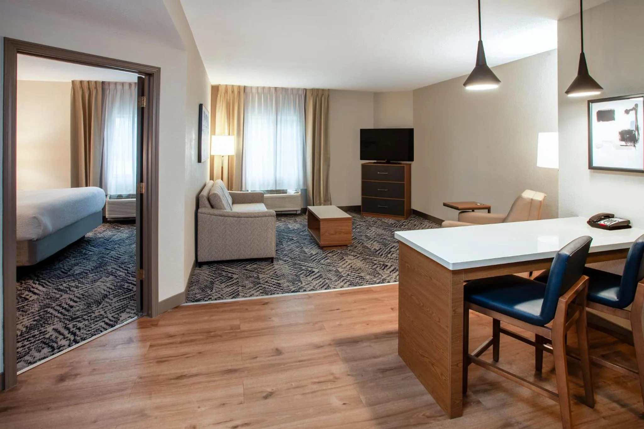 Photo of the whole room, Bed in Candlewood Suites Arundel Mills / BWI Airport by IHG