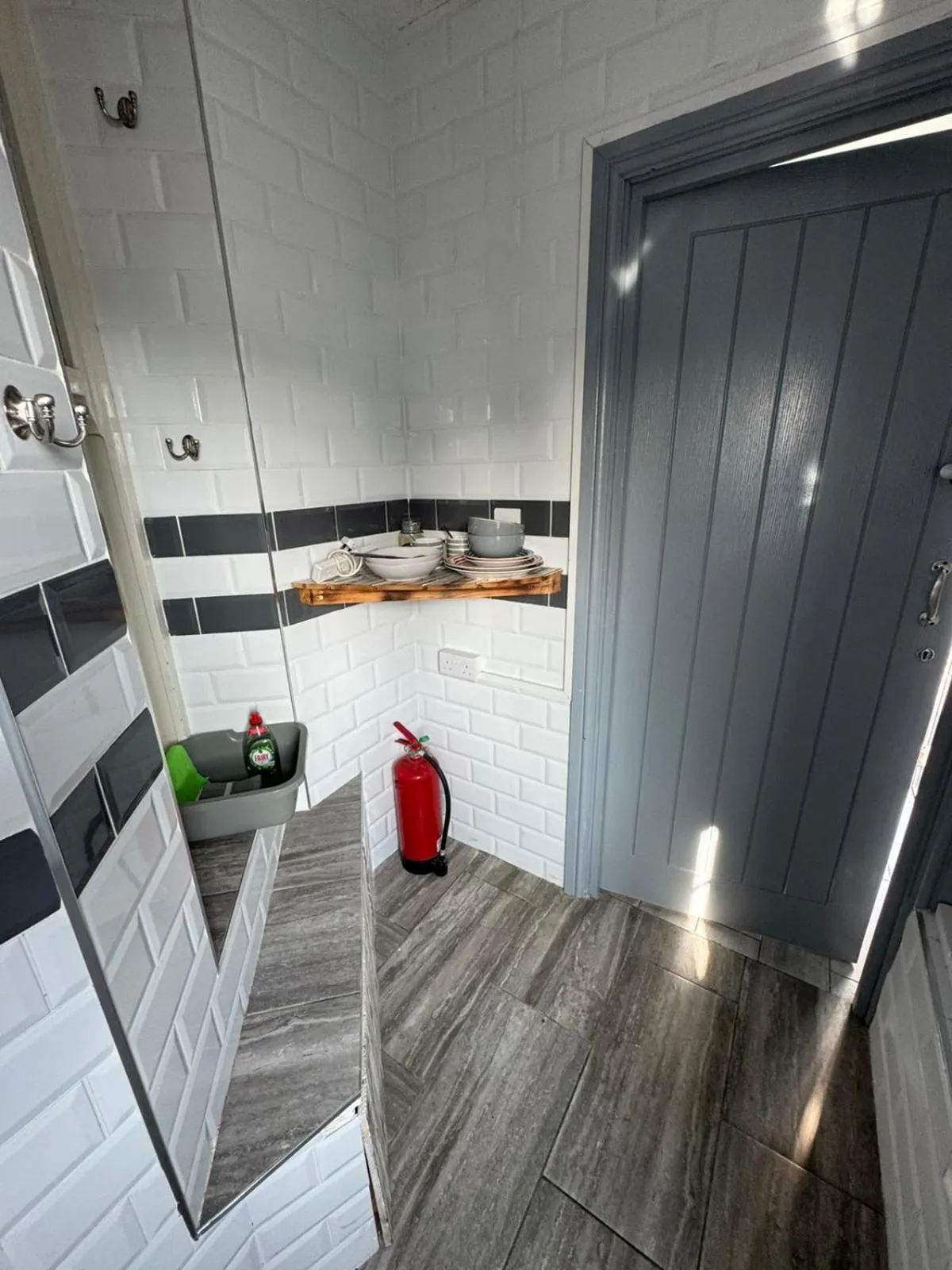 Bathroom in OYO Shore Surf Lodge