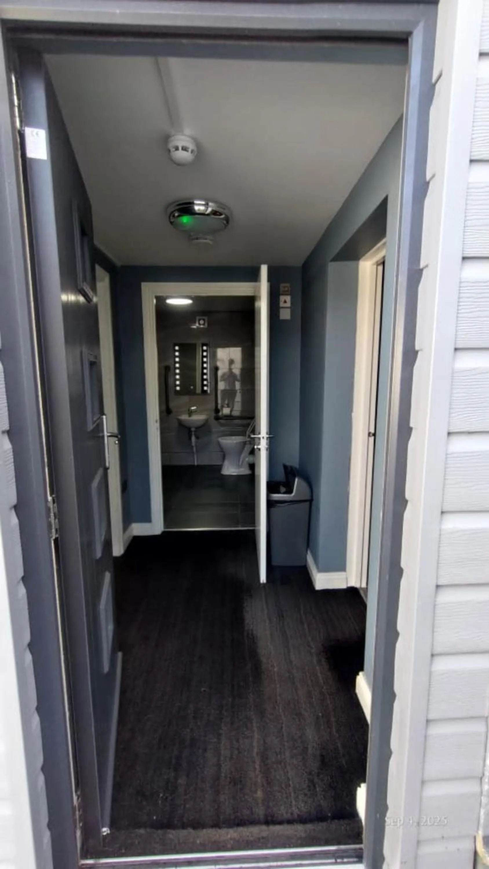 Bathroom in OYO Shore Surf Lodge