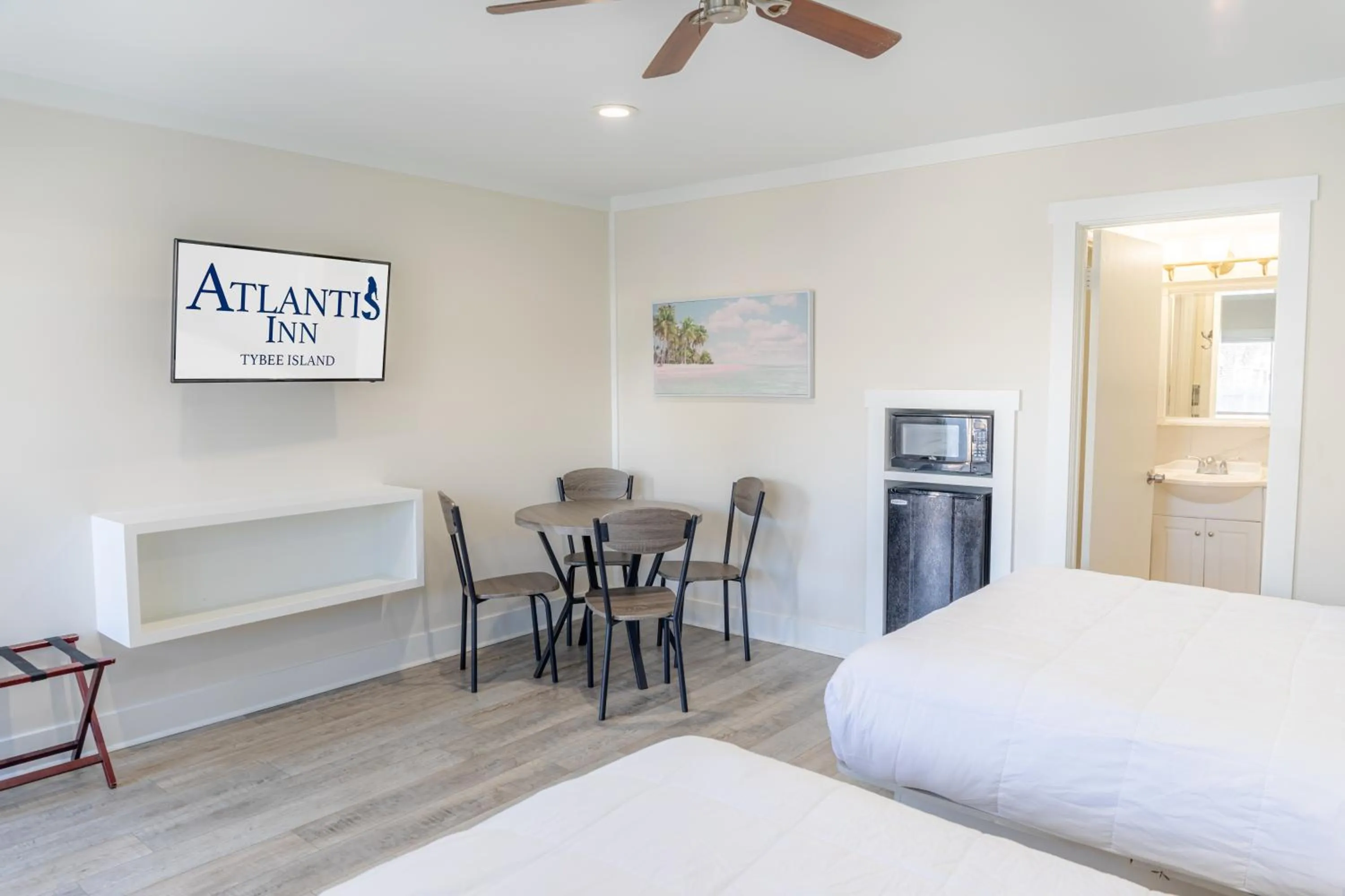 Bed in Atlantis Inn - Tybee Island