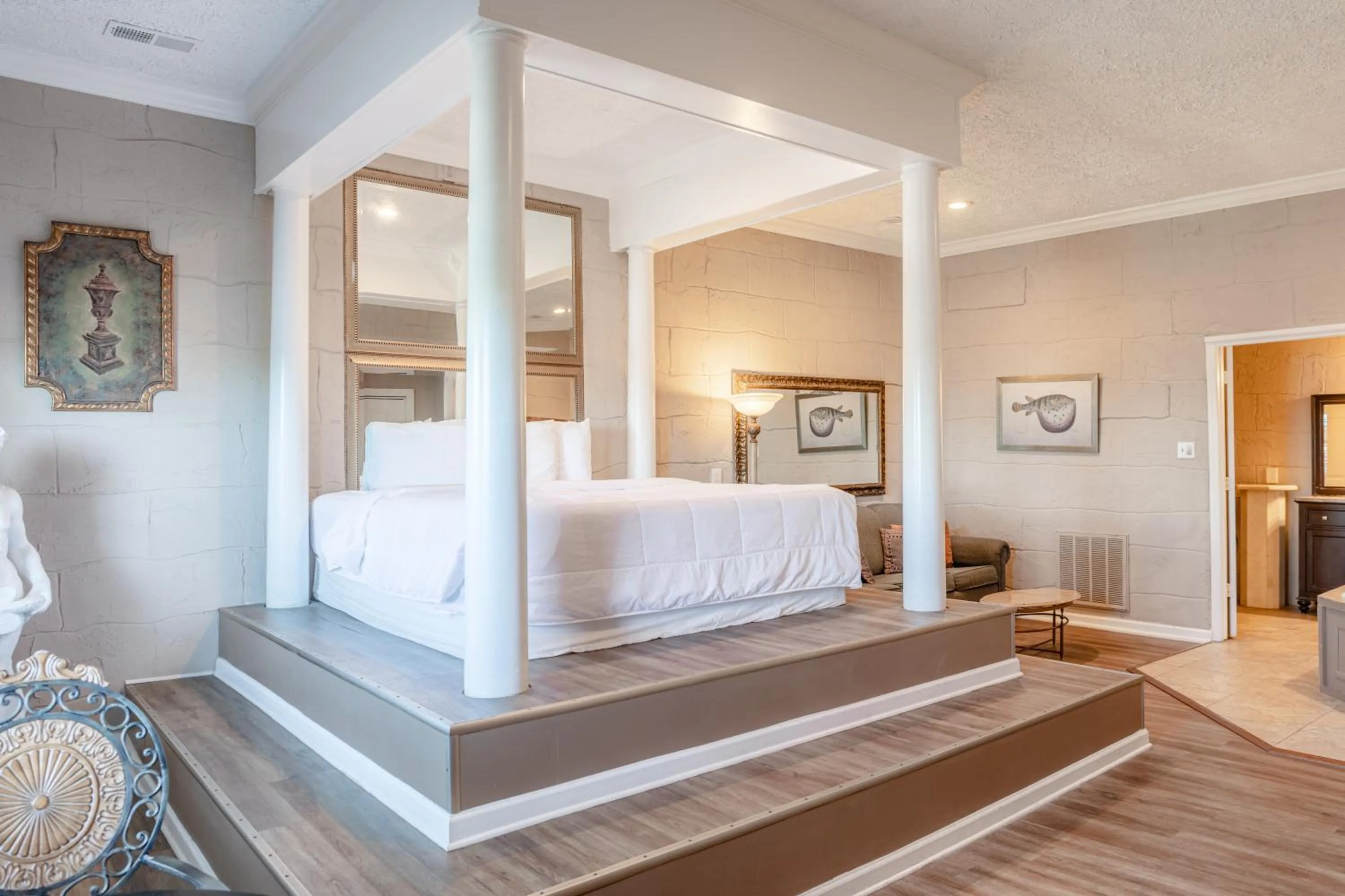 Bed in Atlantis Inn - Tybee Island