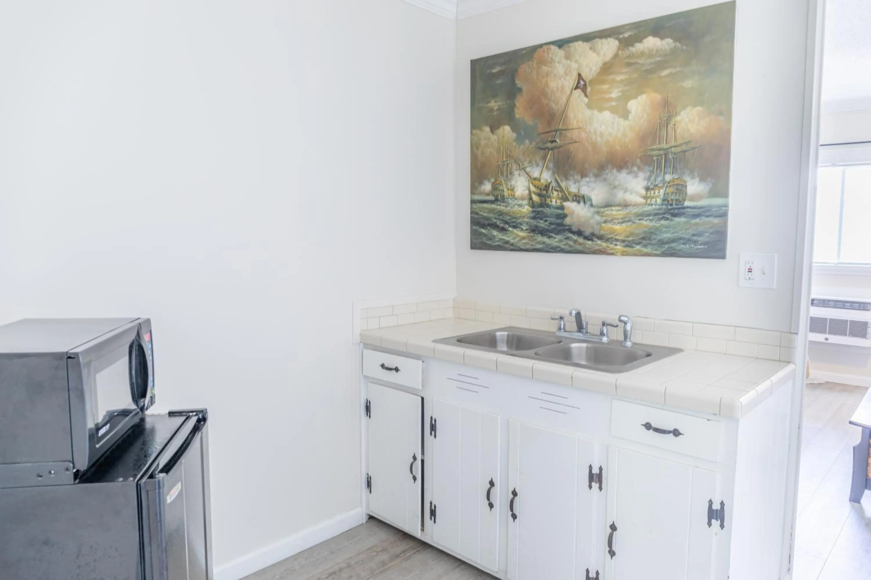 Atlantis Inn - Tybee Island