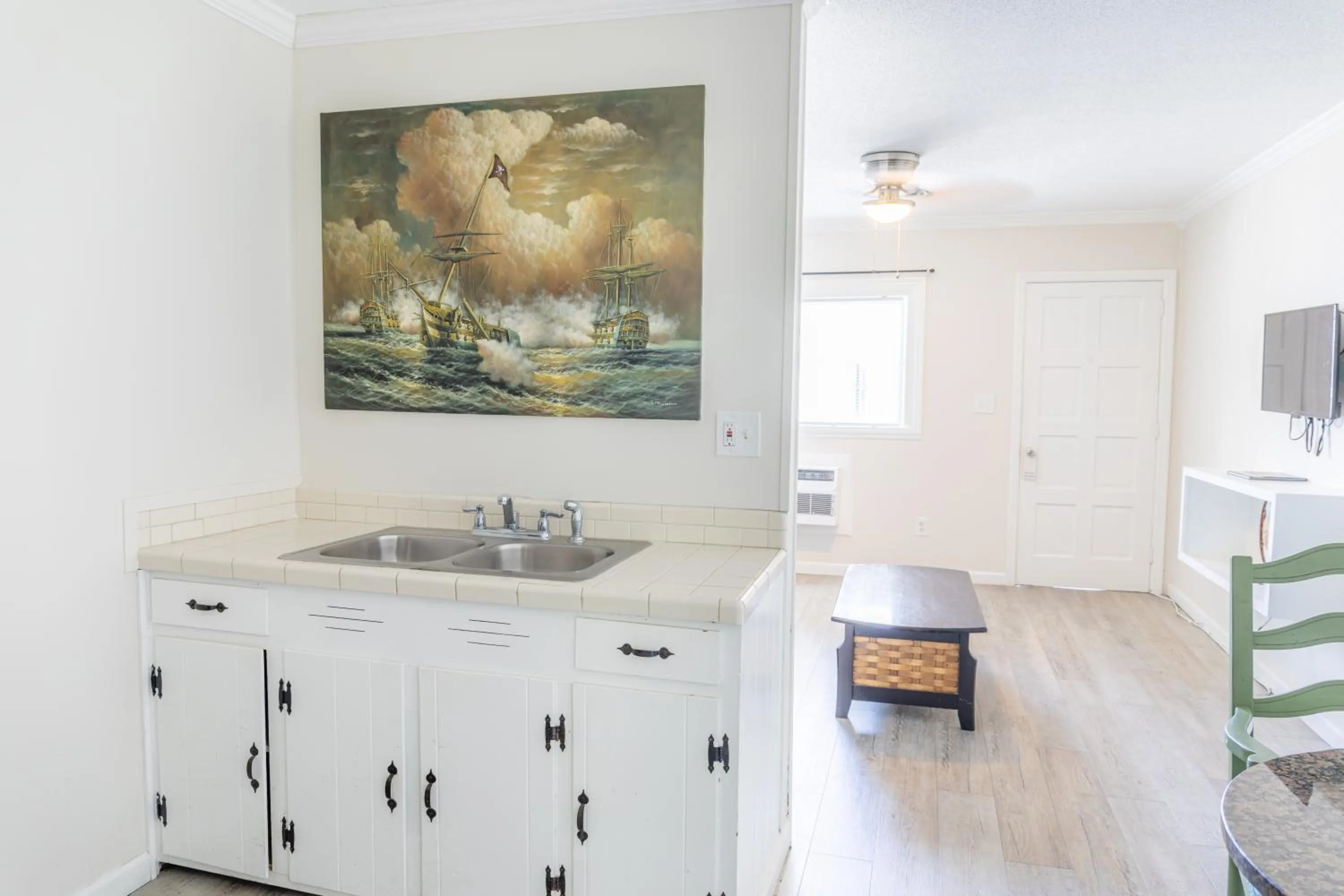 Atlantis Inn - Tybee Island