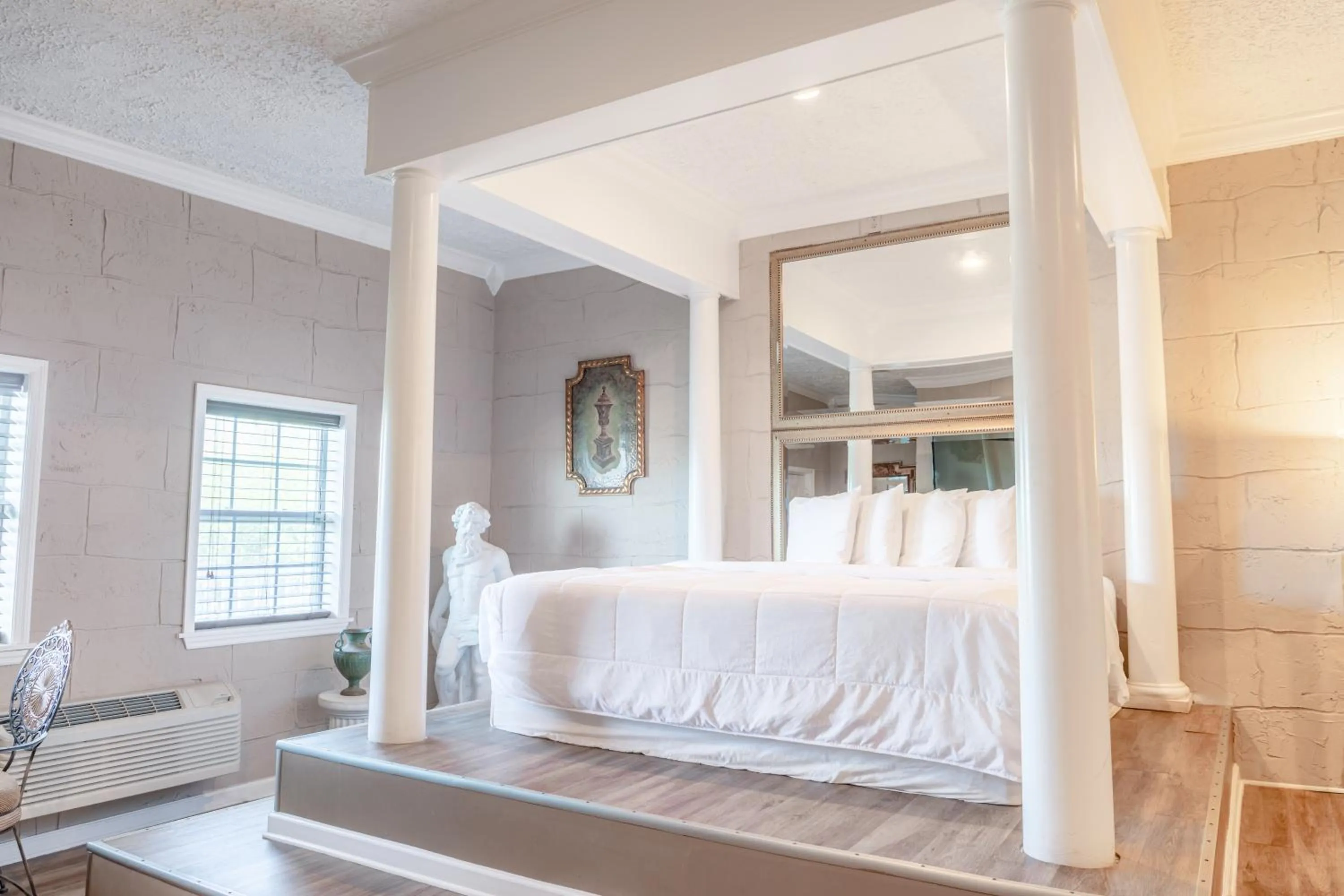 Bed in Atlantis Inn - Tybee Island