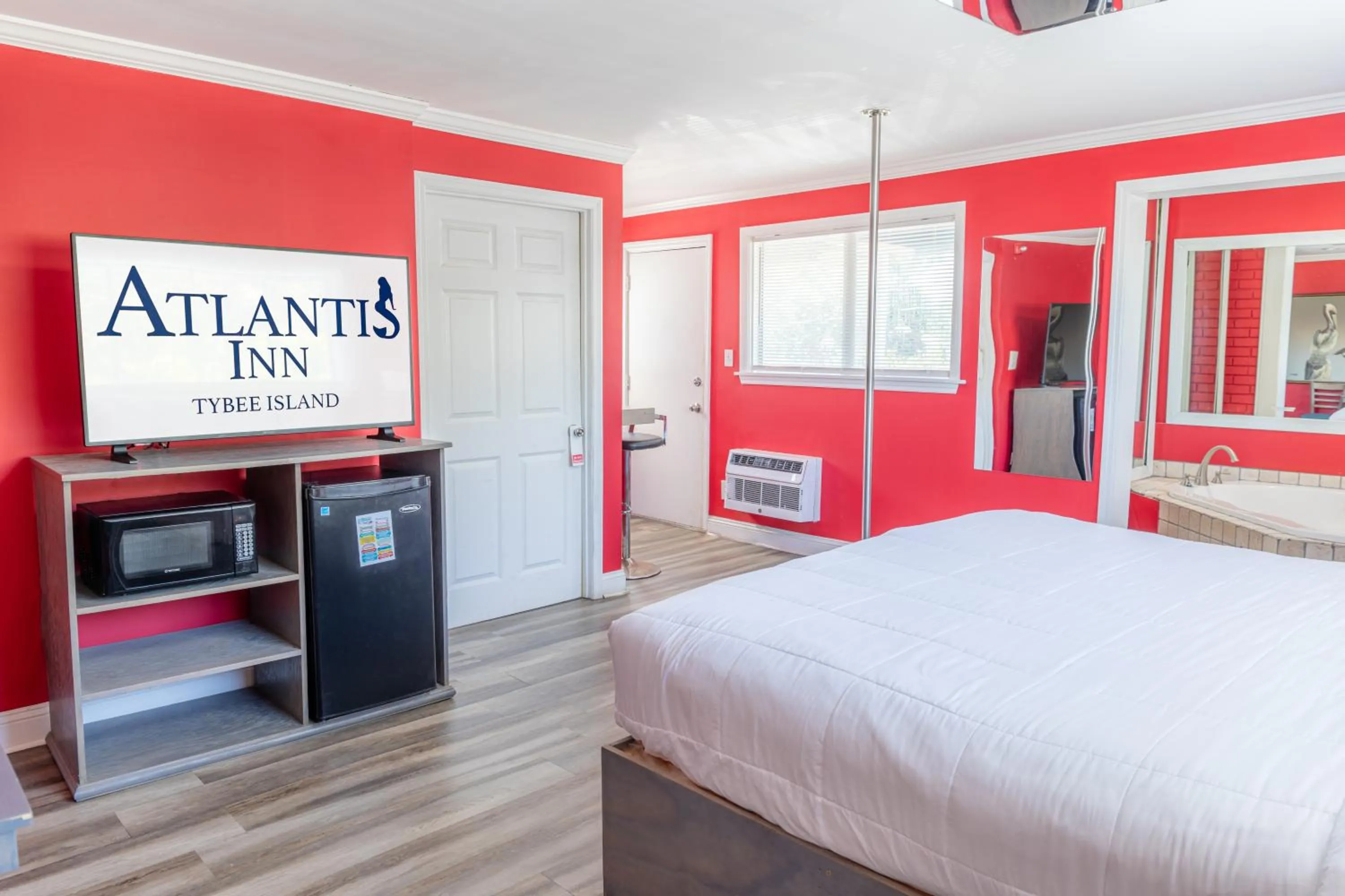 Bed in Atlantis Inn - Tybee Island