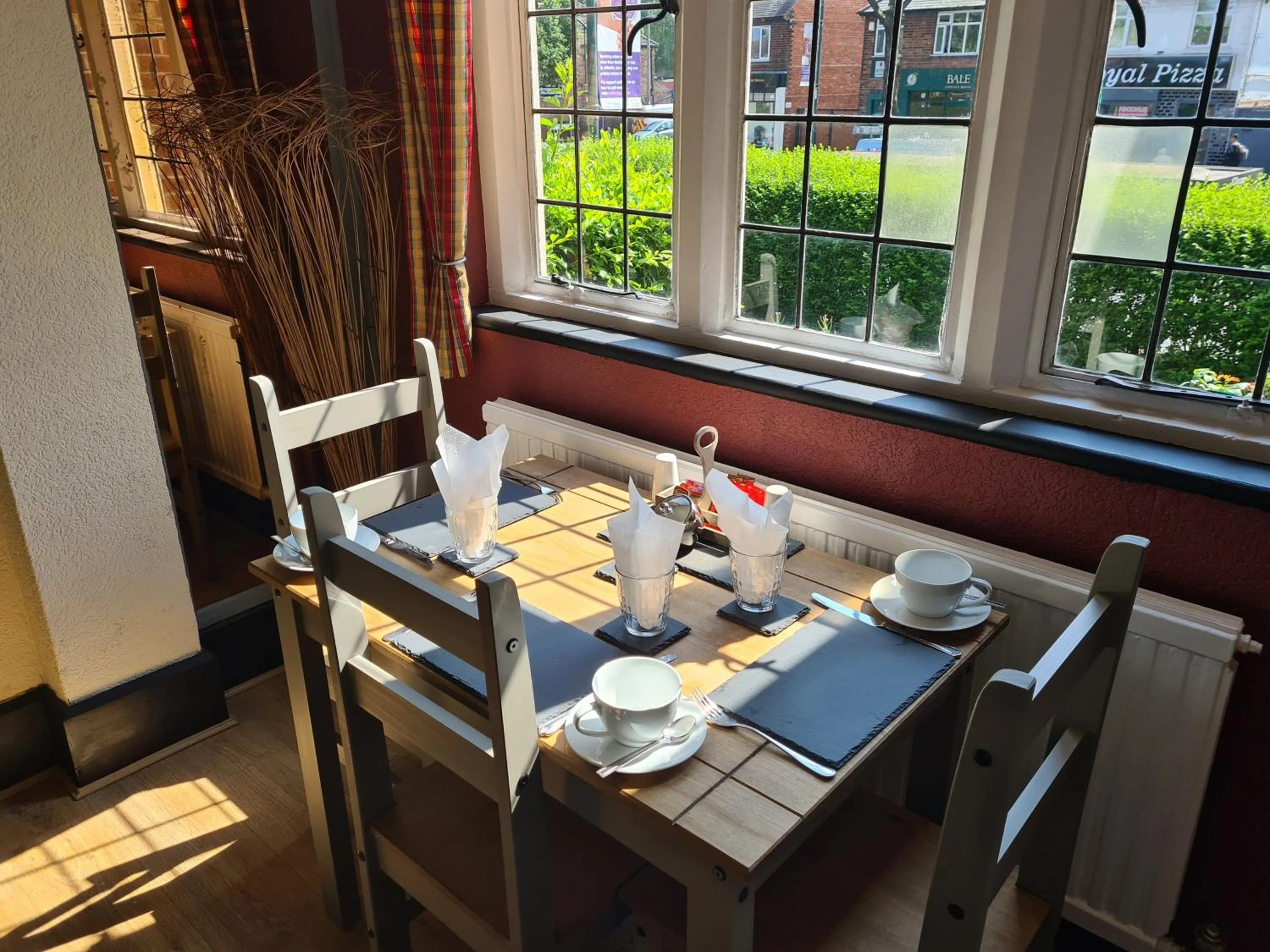 Breakfast in Tudor Lodge Hotel