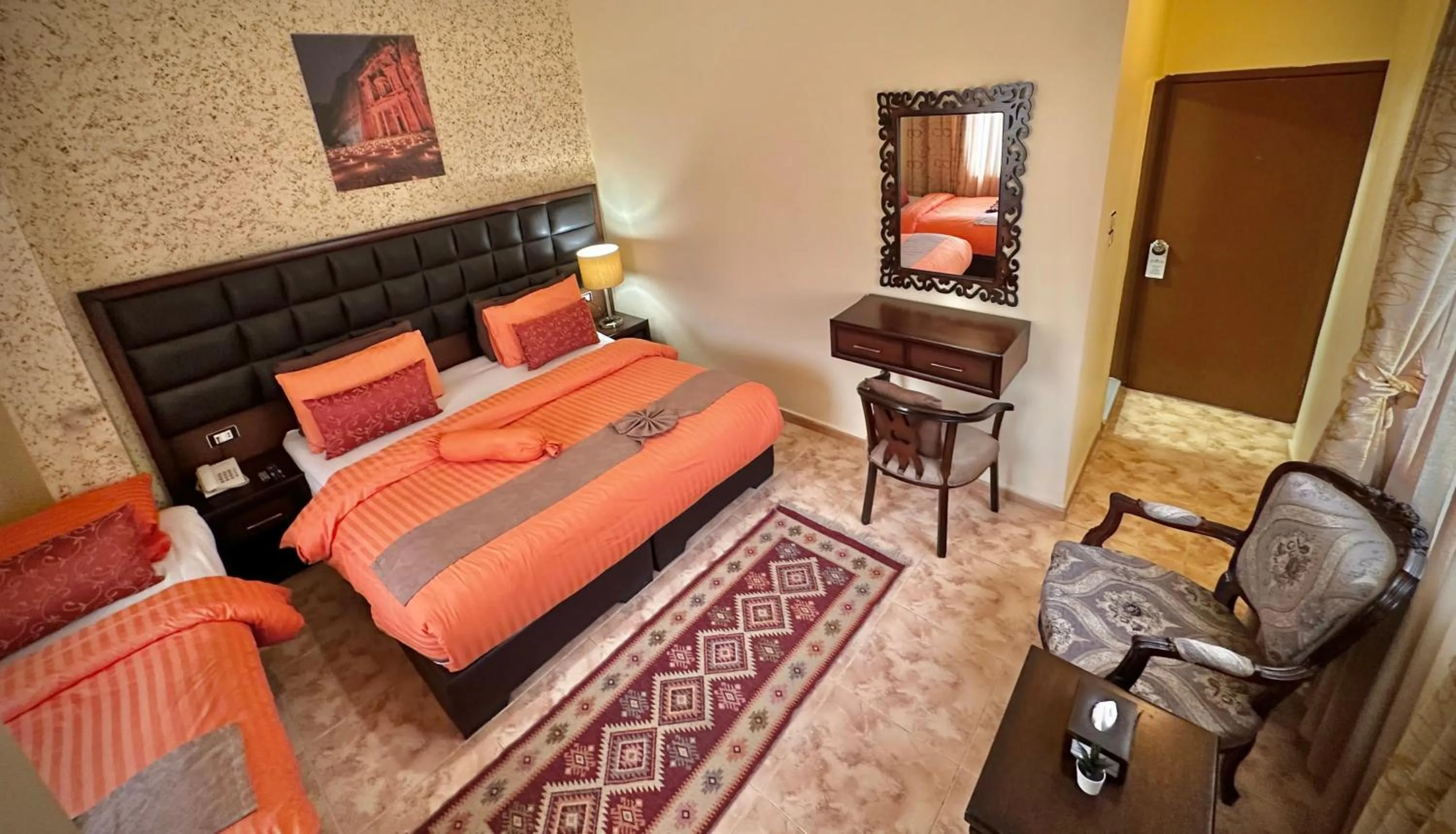 Deluxe Triple Room in Anbat Midtown Hotel