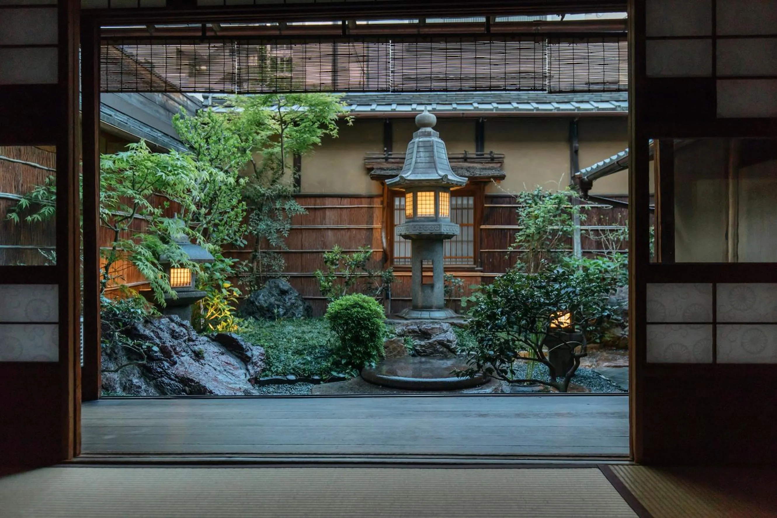 Garden in Toshiharu Ryokan