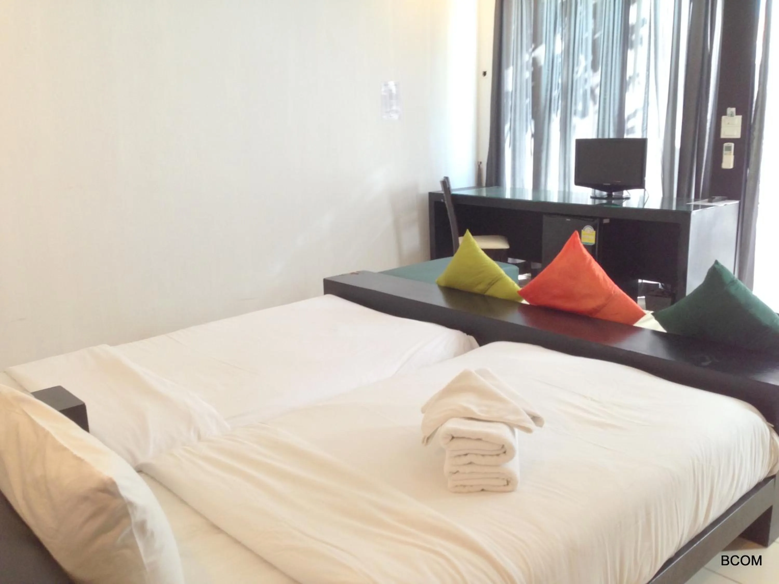 Photo of the whole room, Bed in Khun Chaweng Resort