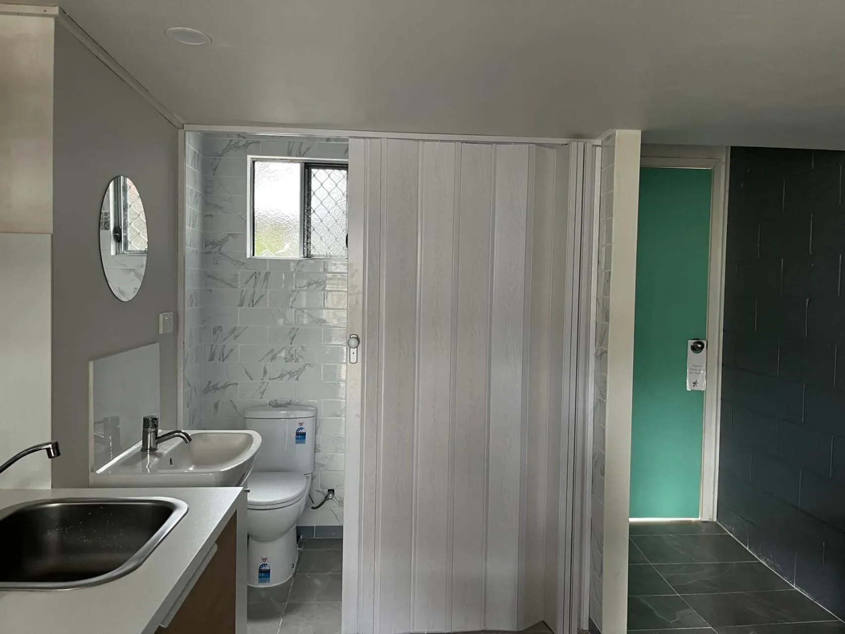 Shower in Airway Motel