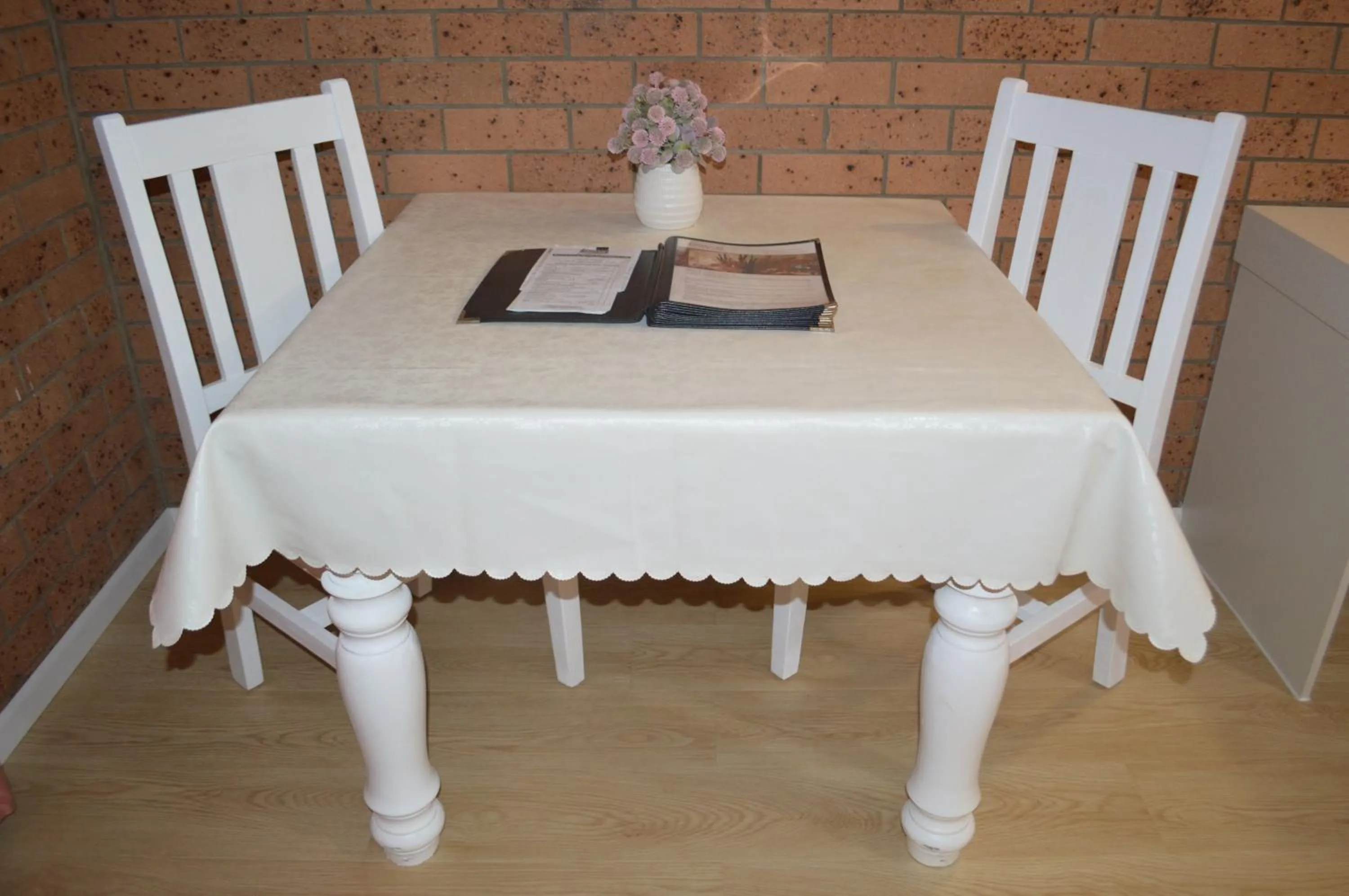 Family in James Street Motor Inn