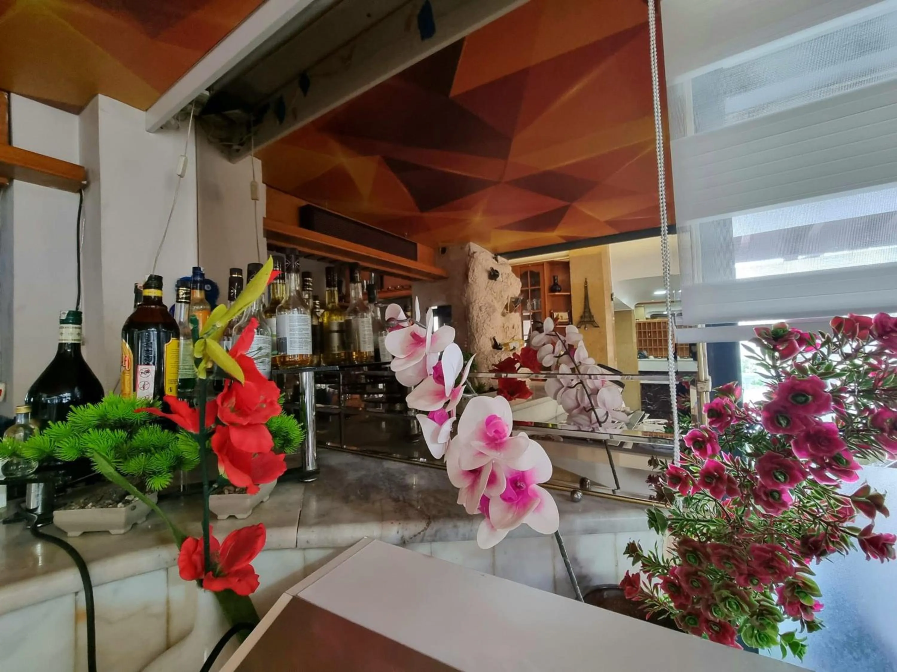 Lounge or bar in Perlo Hotel City