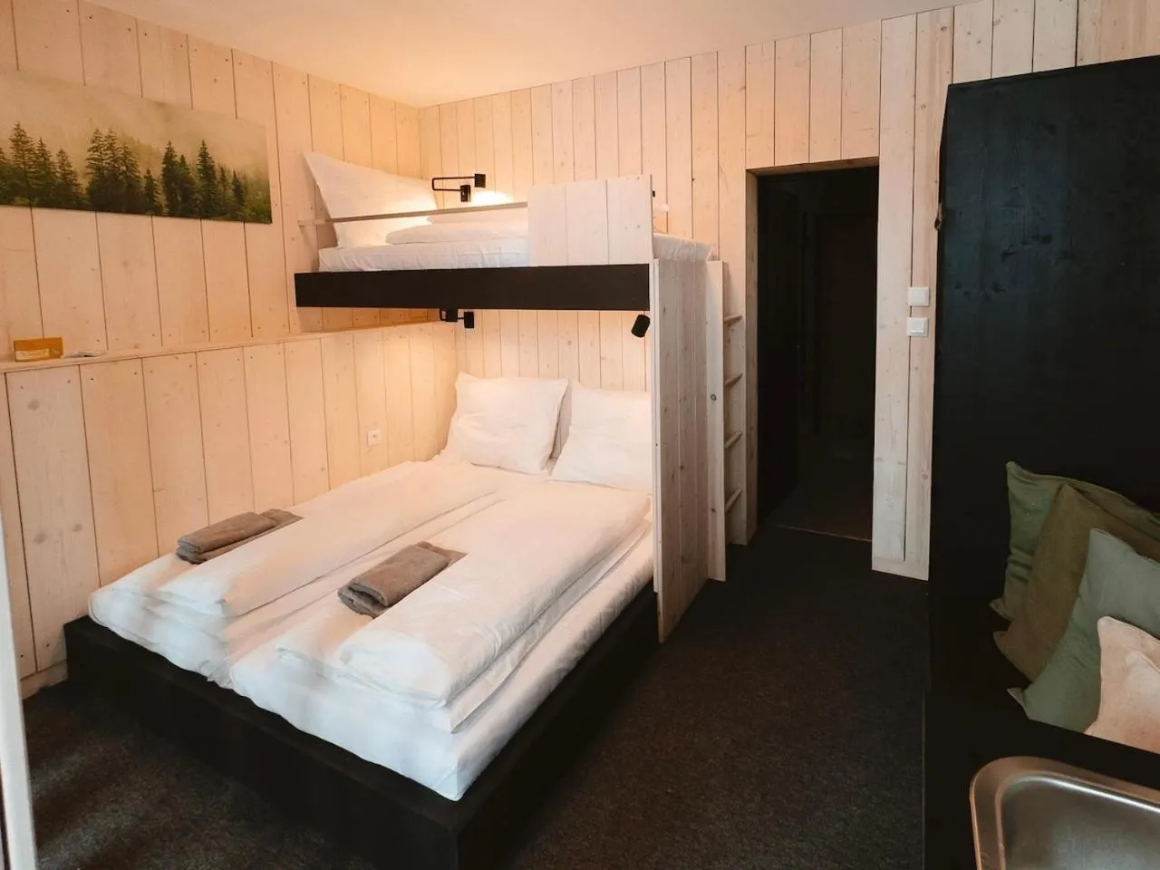 Triple Room with Mountain View in Horská Chata pod Soliskom