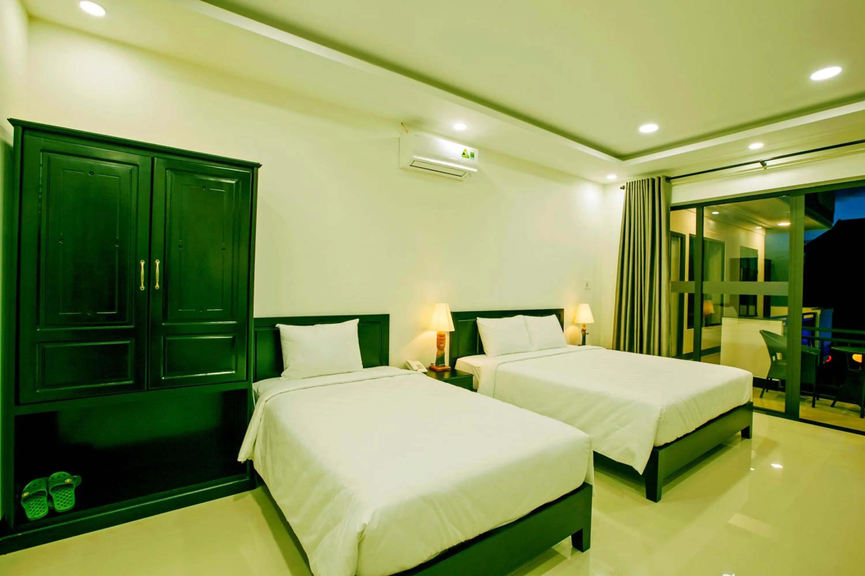 Bedroom, Bed in Zen Hoian Villa