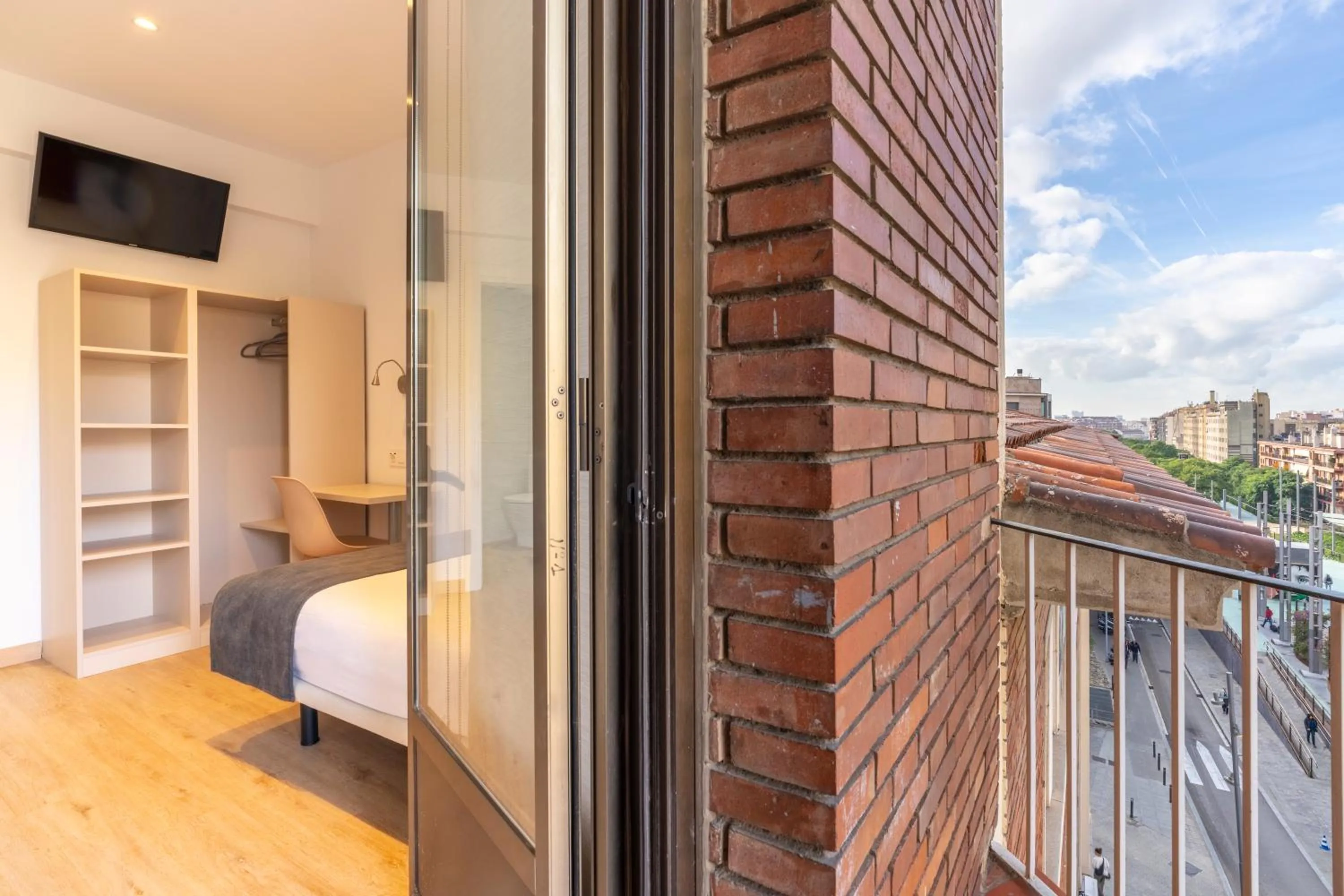 City view, Bed in Hostal Sans