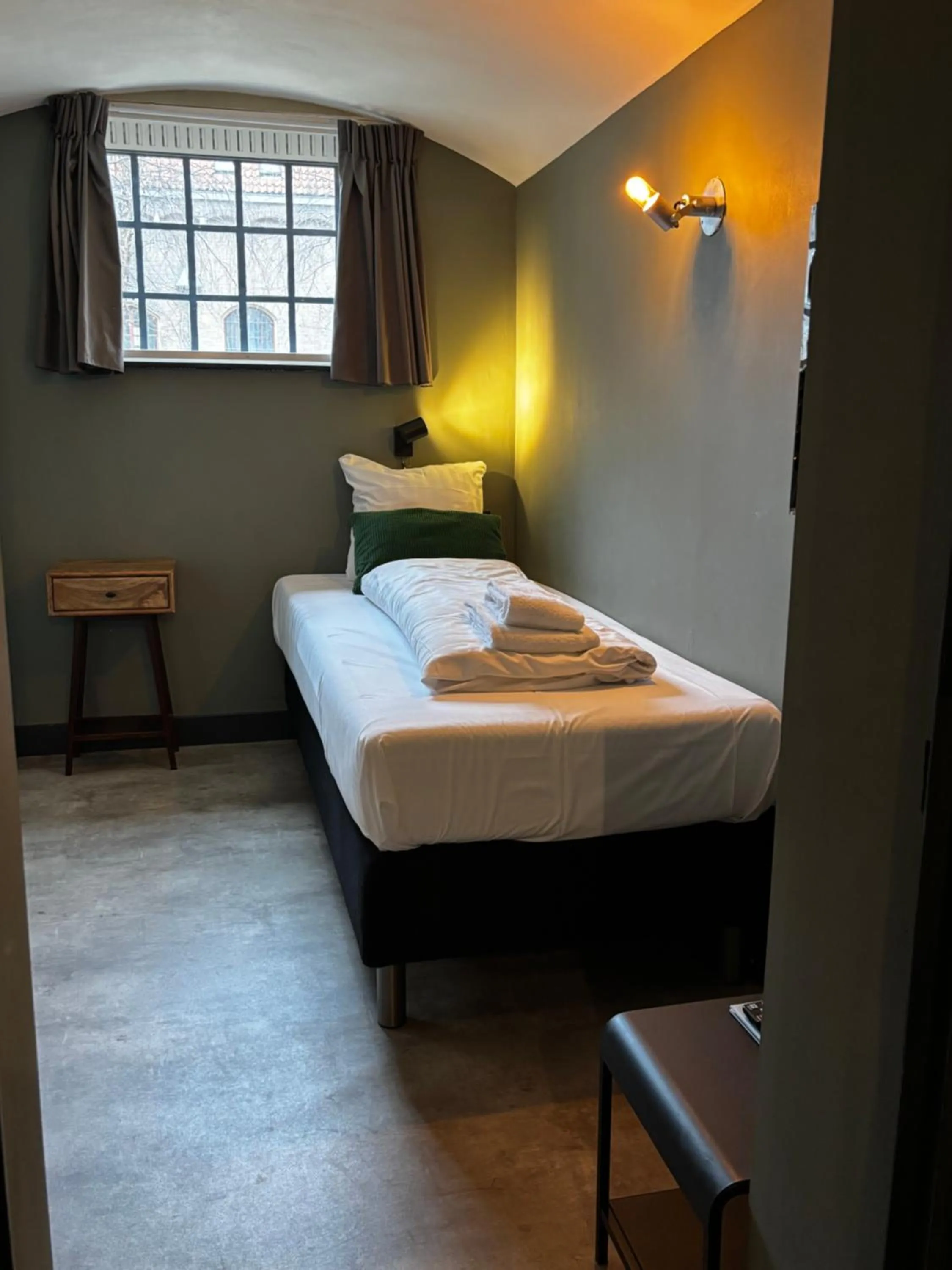 Bed in Hotel Oostereiland