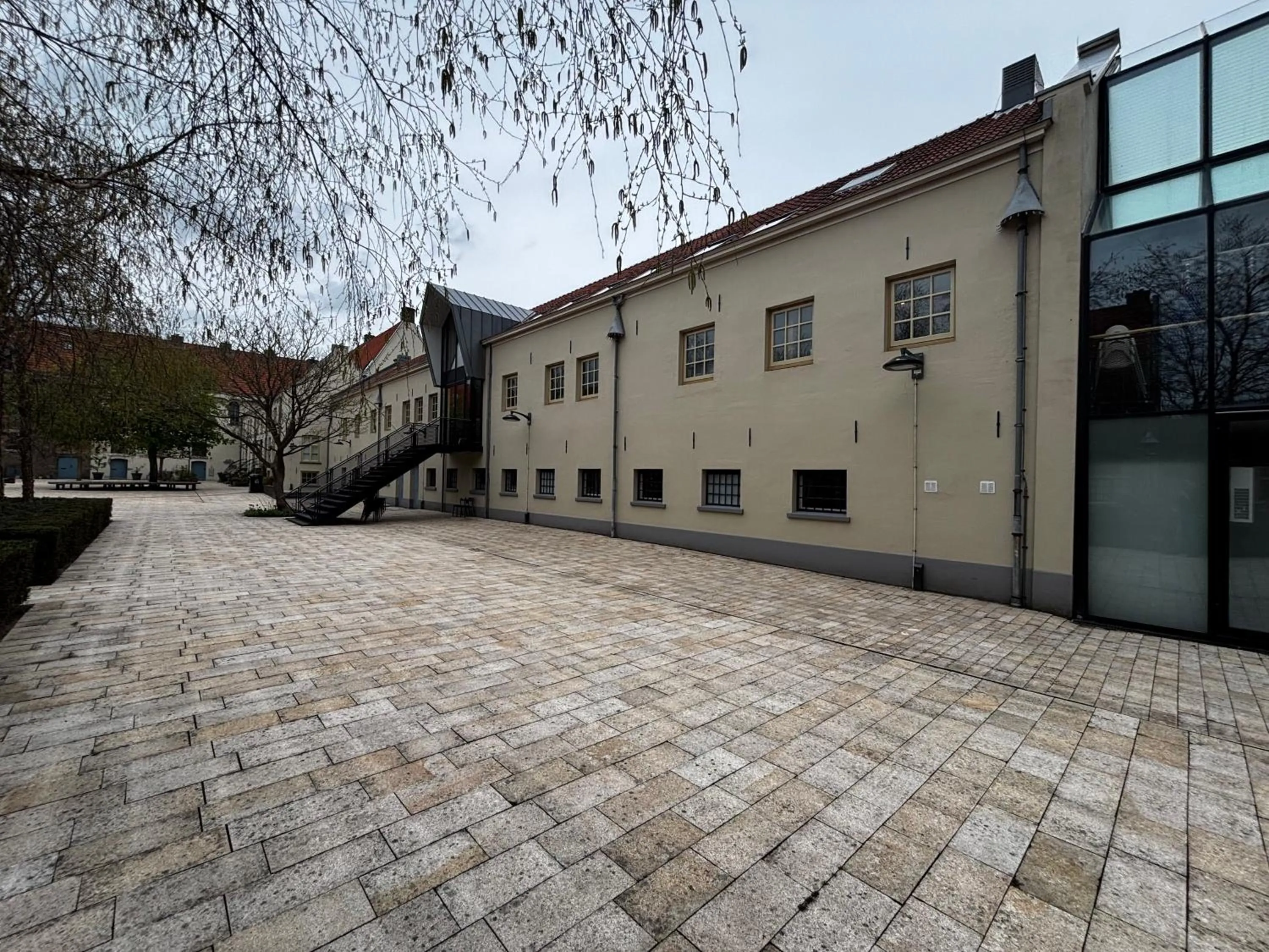 Inner courtyard view in Hotel Oostereiland