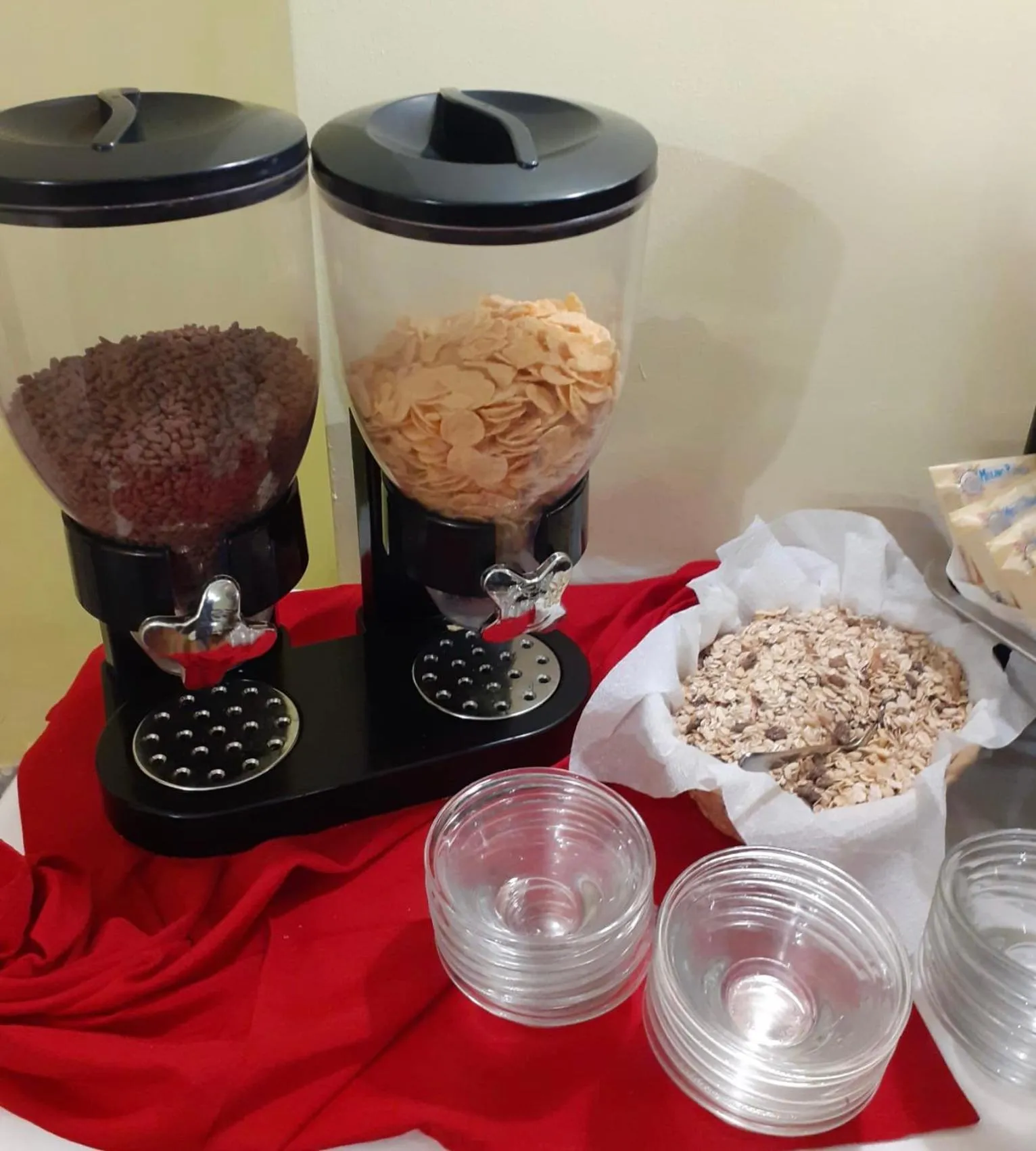 Breakfast in Hotel Alisma