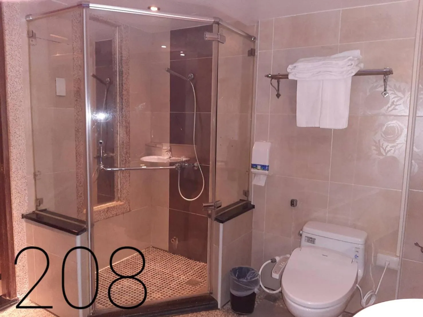 Chateau Motel & Spa (Daliao)