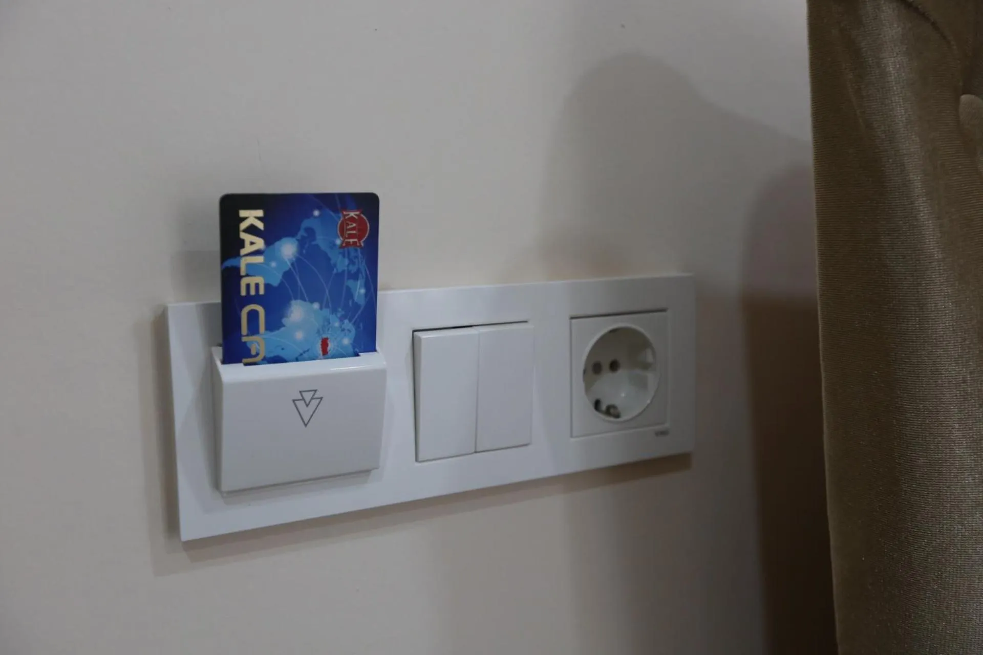 Decorative detail in Maxwell Hotel