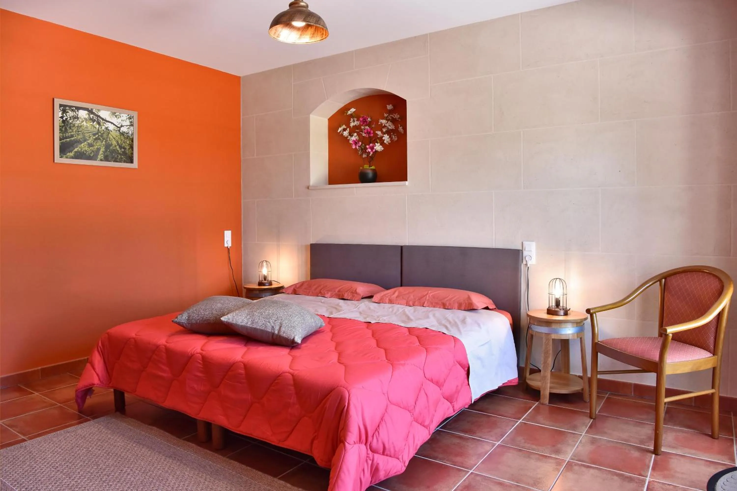 Photo of the whole room, Bed in domaine d' Arcalis