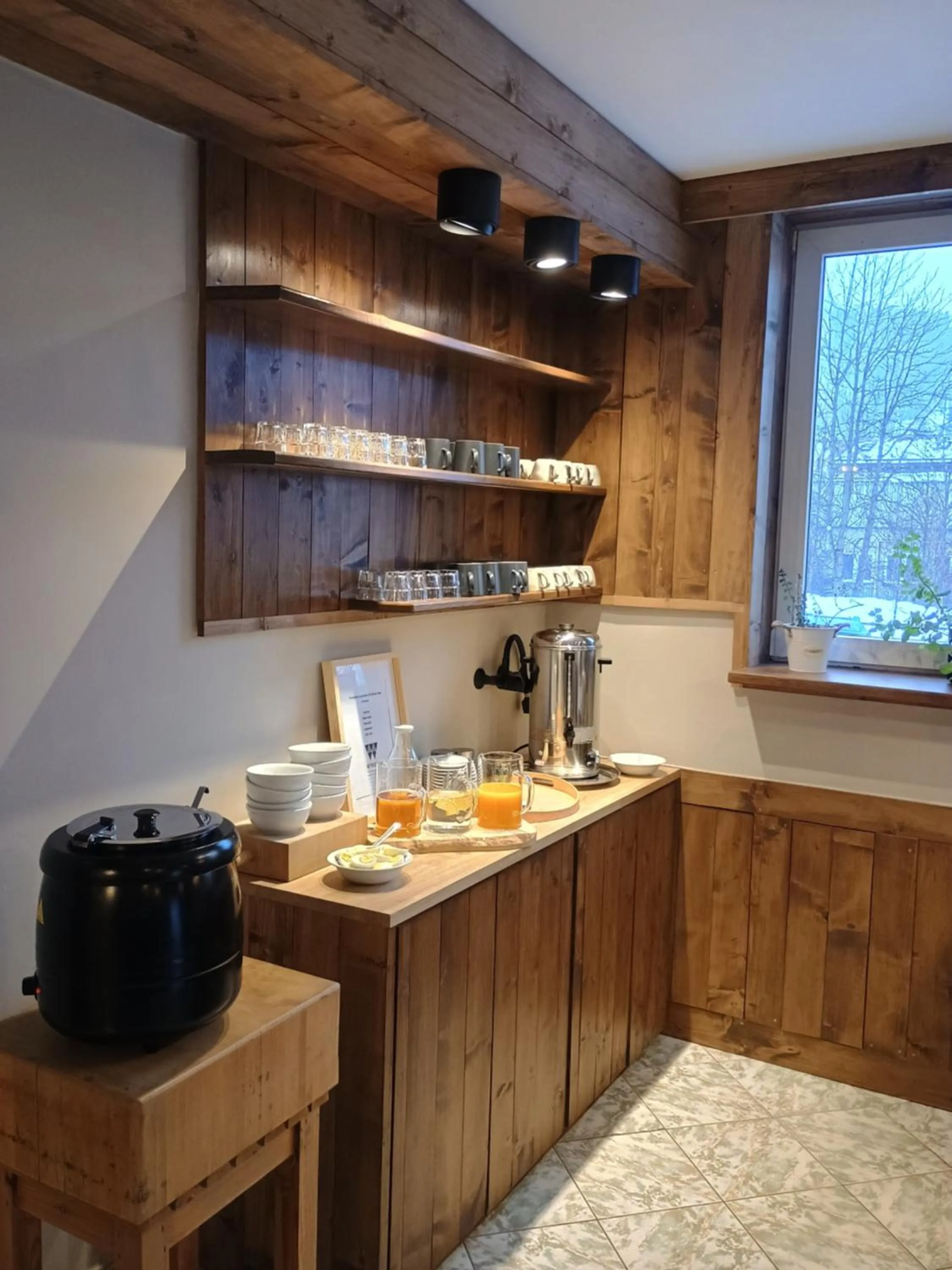 Breakfast in Wysoka noclegi ze śniadaniem