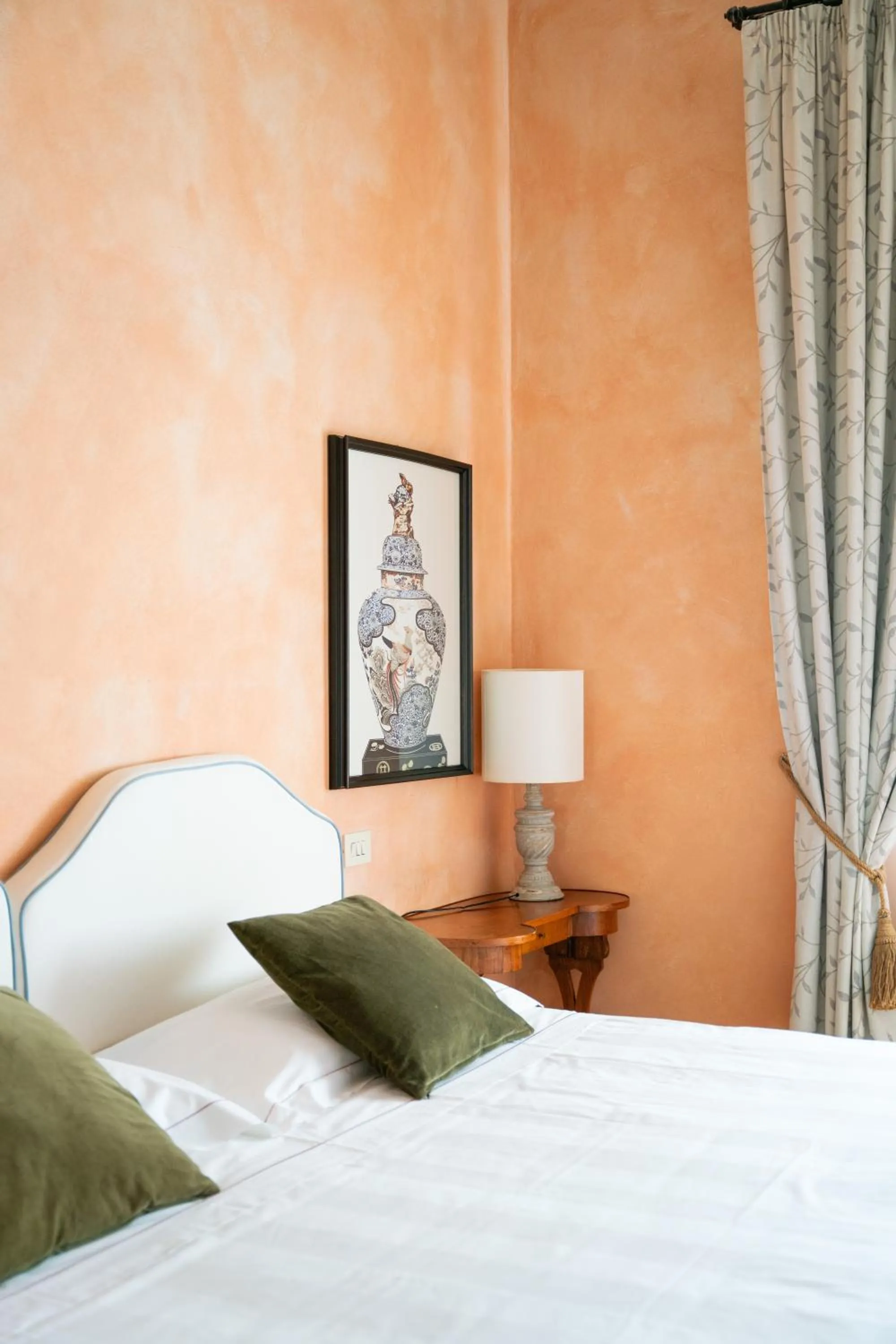 Bedroom, Bed in Fonte De' Medici