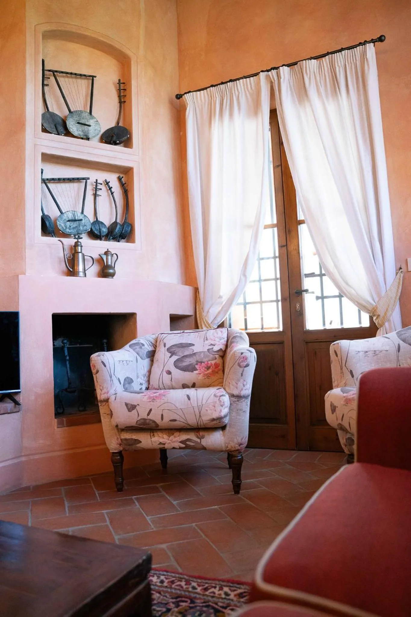 Decorative detail in Fonte De' Medici