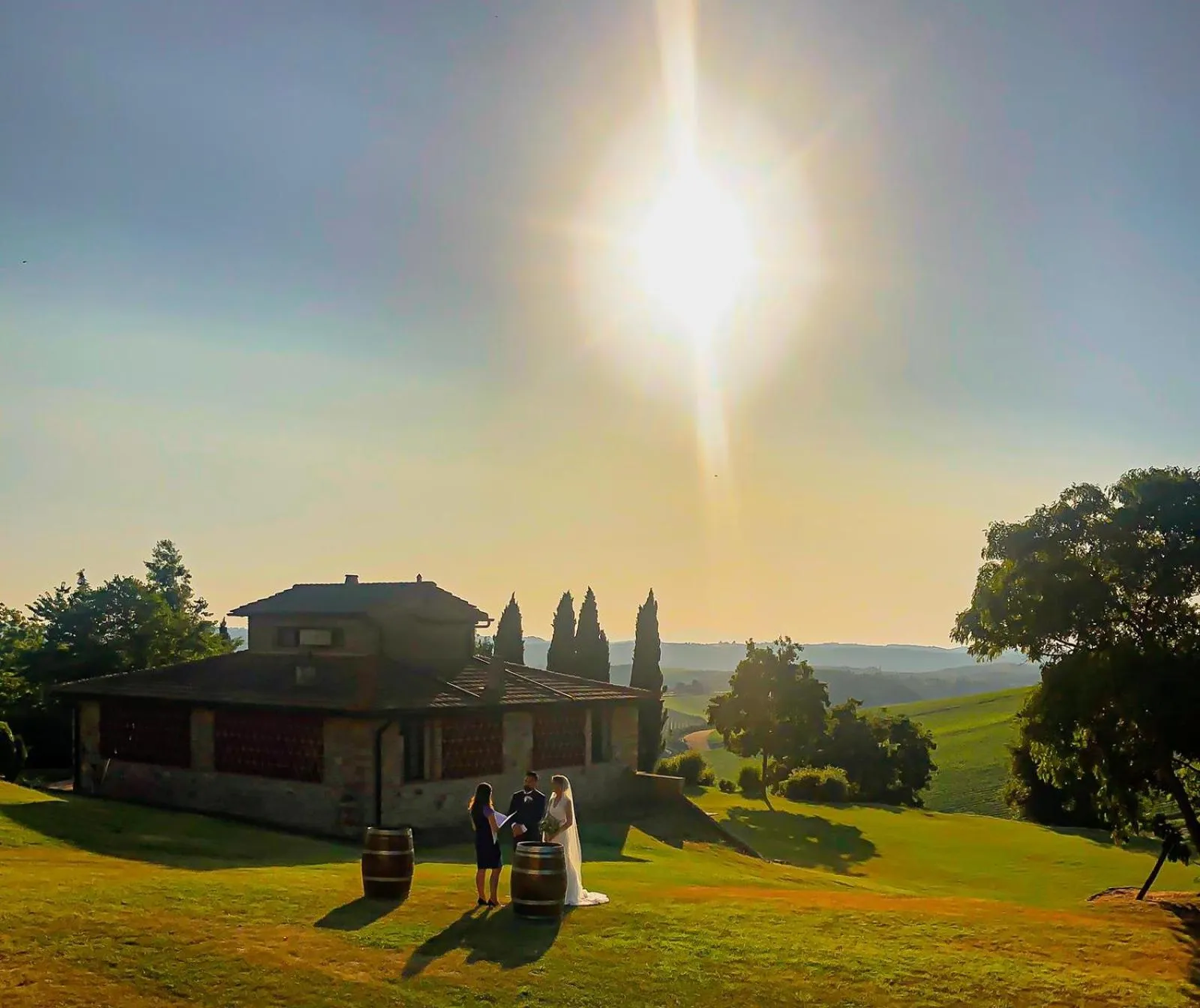 Property building in Fonte De' Medici