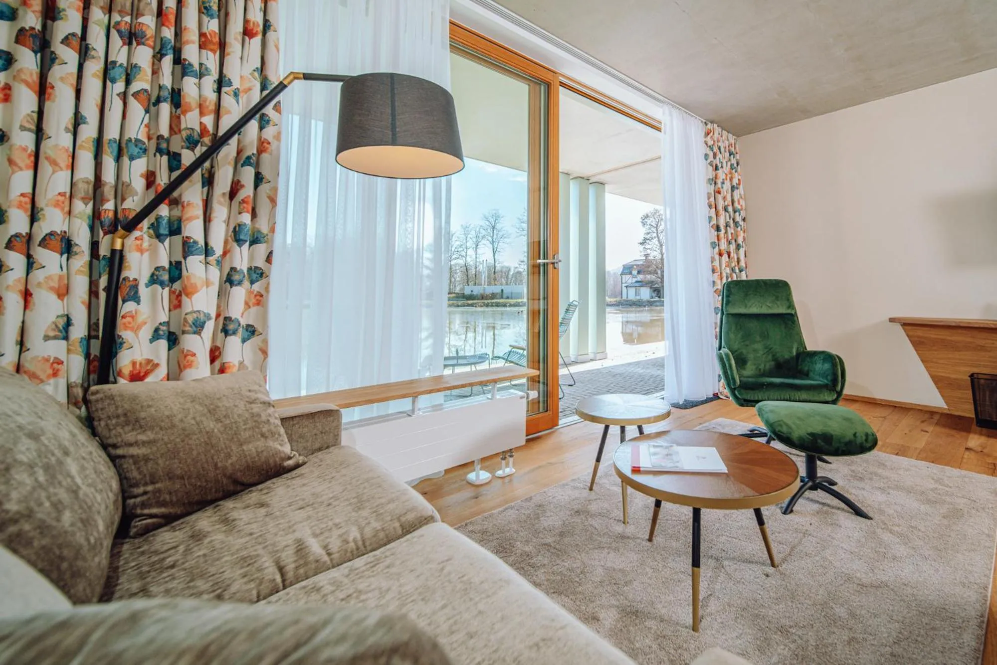 Deluxe Double Room with Balcony in Pałac Pakoszów Schlosshotel Wernersdorf