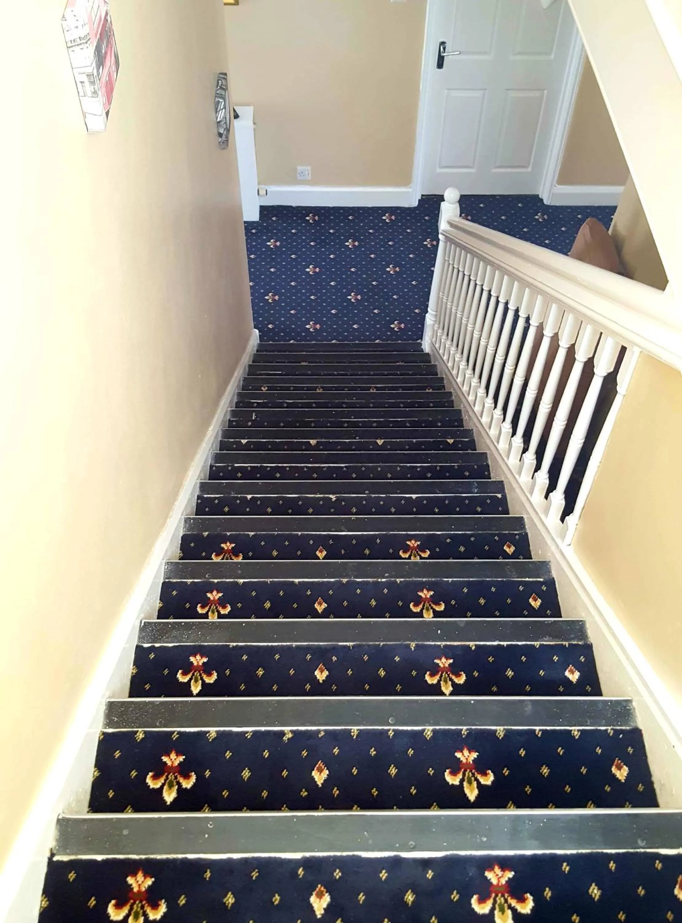 Lobby or reception in New Oscar