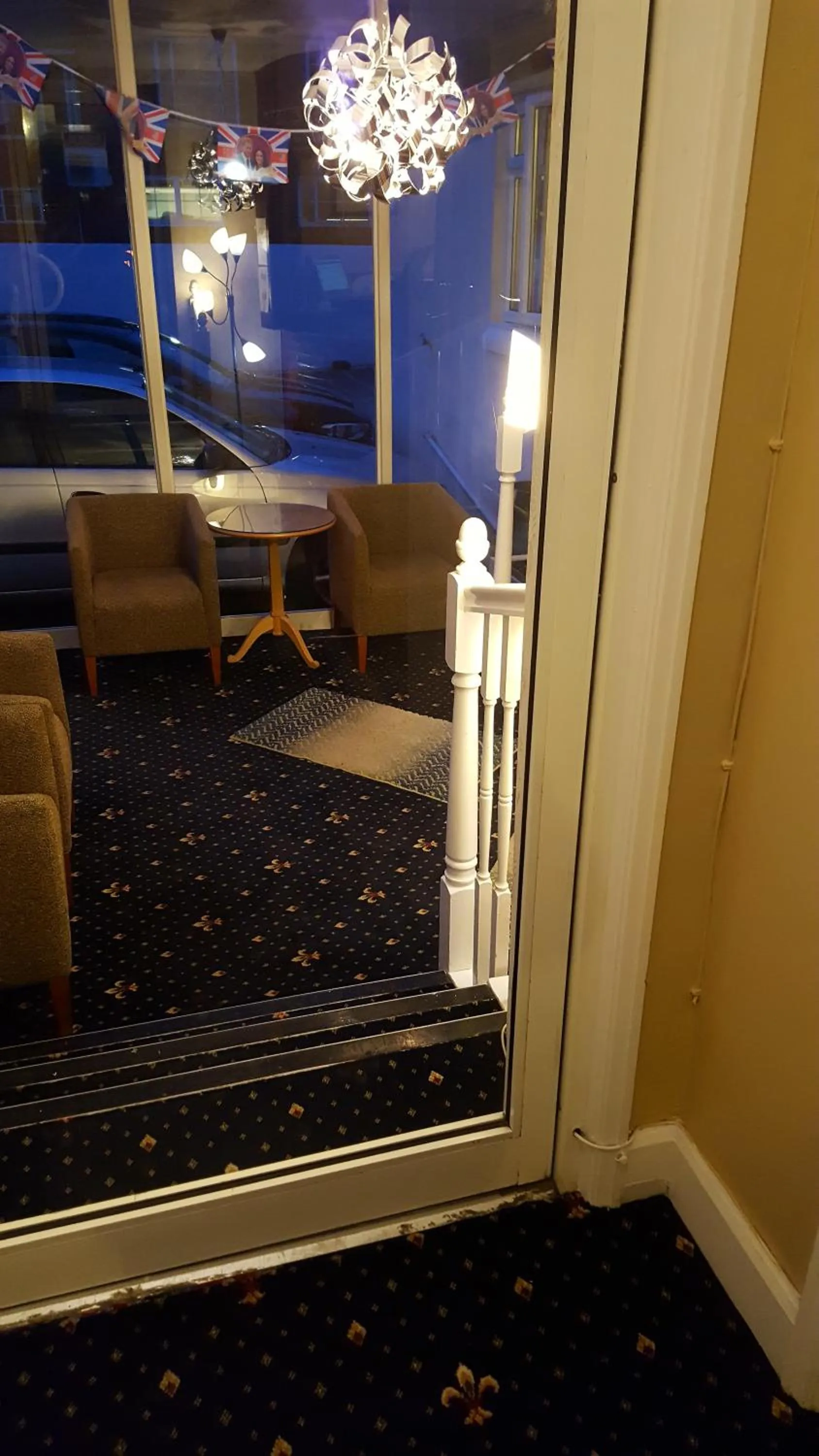 Lobby or reception in New Oscar