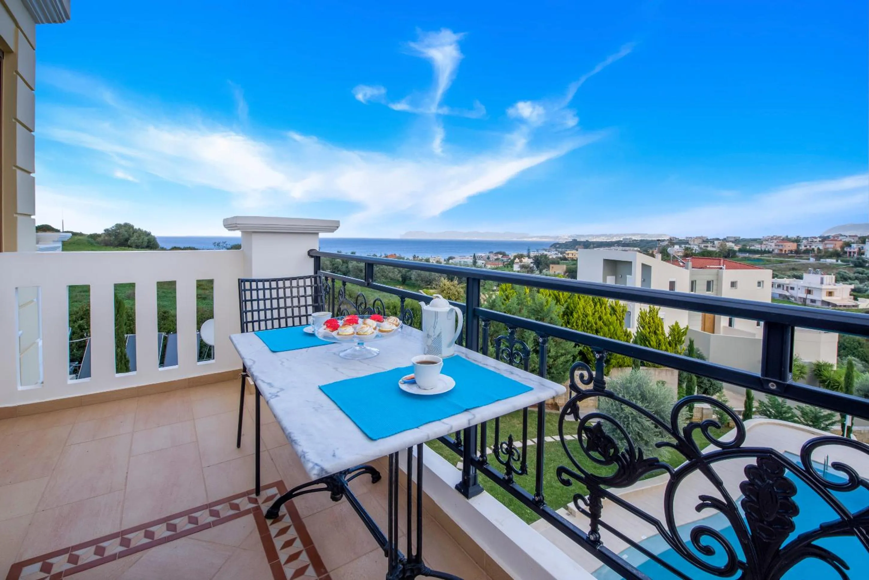 Day in Casa Leone Suites