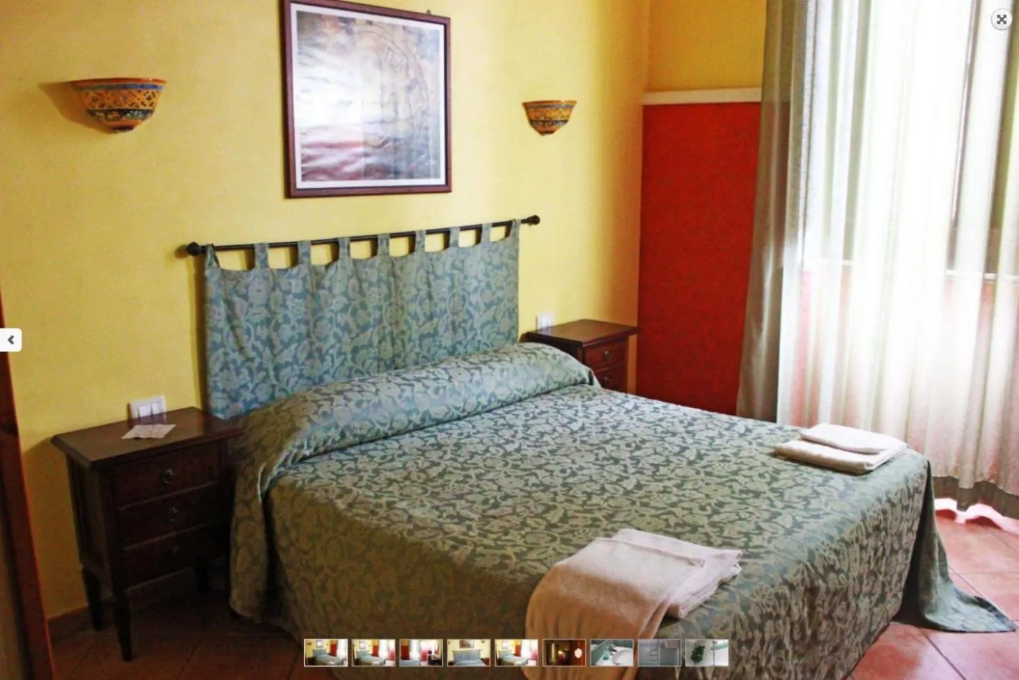 Photo of the whole room in B&B Triskèles