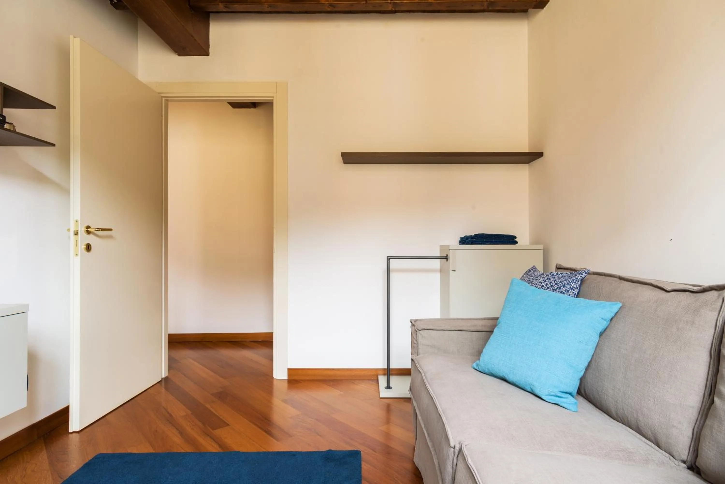 Bed in Contrada San Giacomo - MyHomeinComo