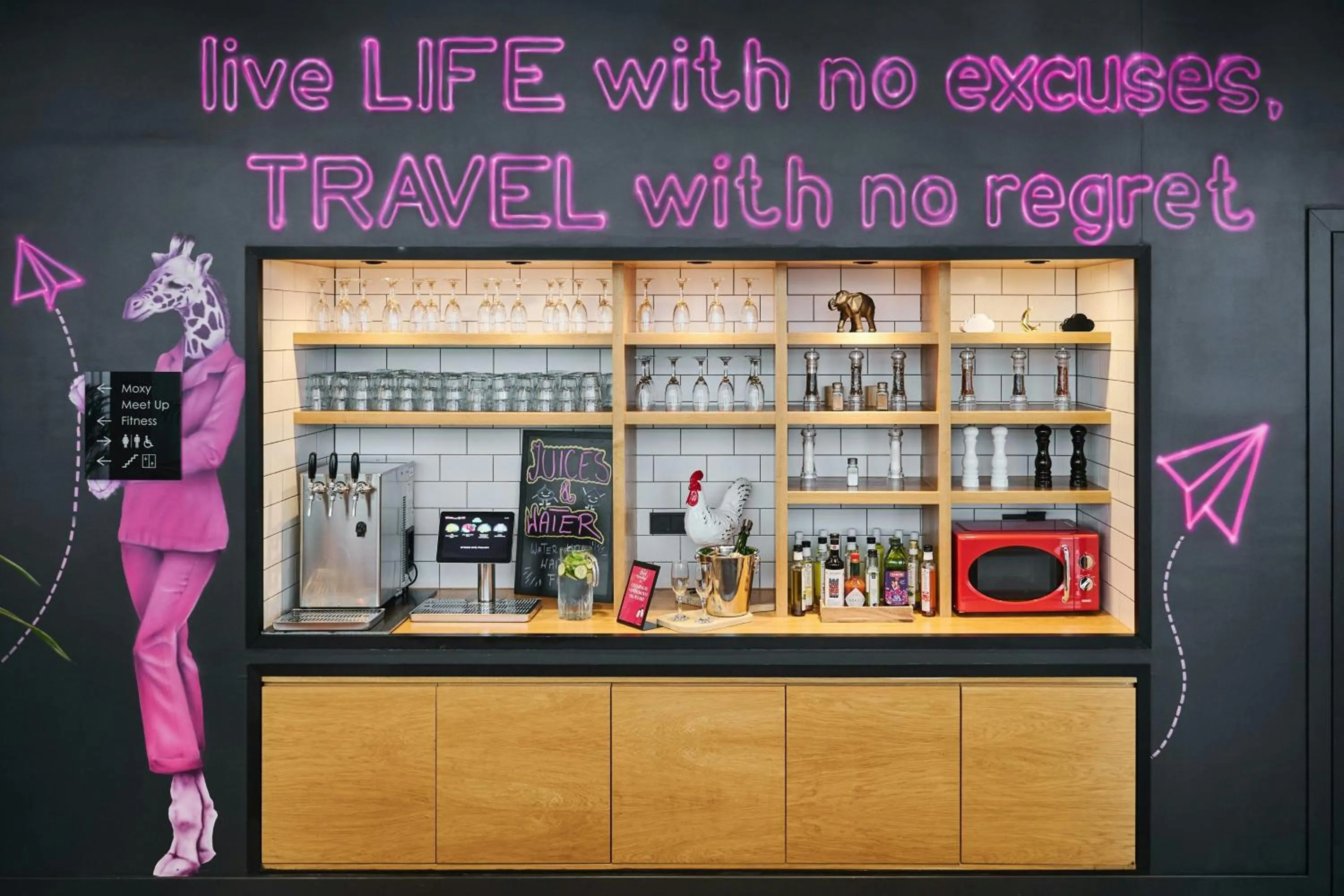 Breakfast in Moxy Katowice Airport