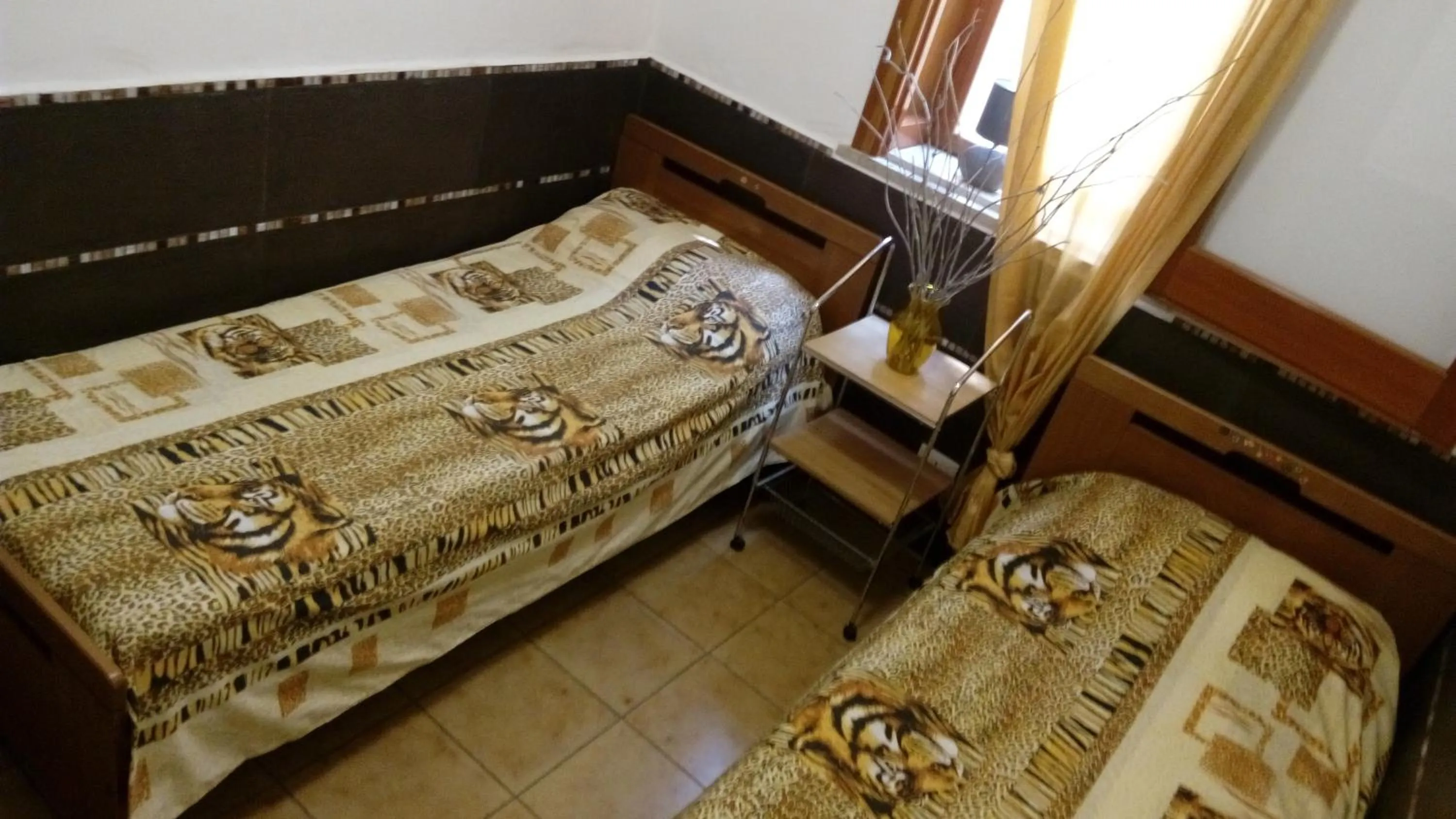 Bedroom, Bed in Stanza in Villa con giardino vista mare