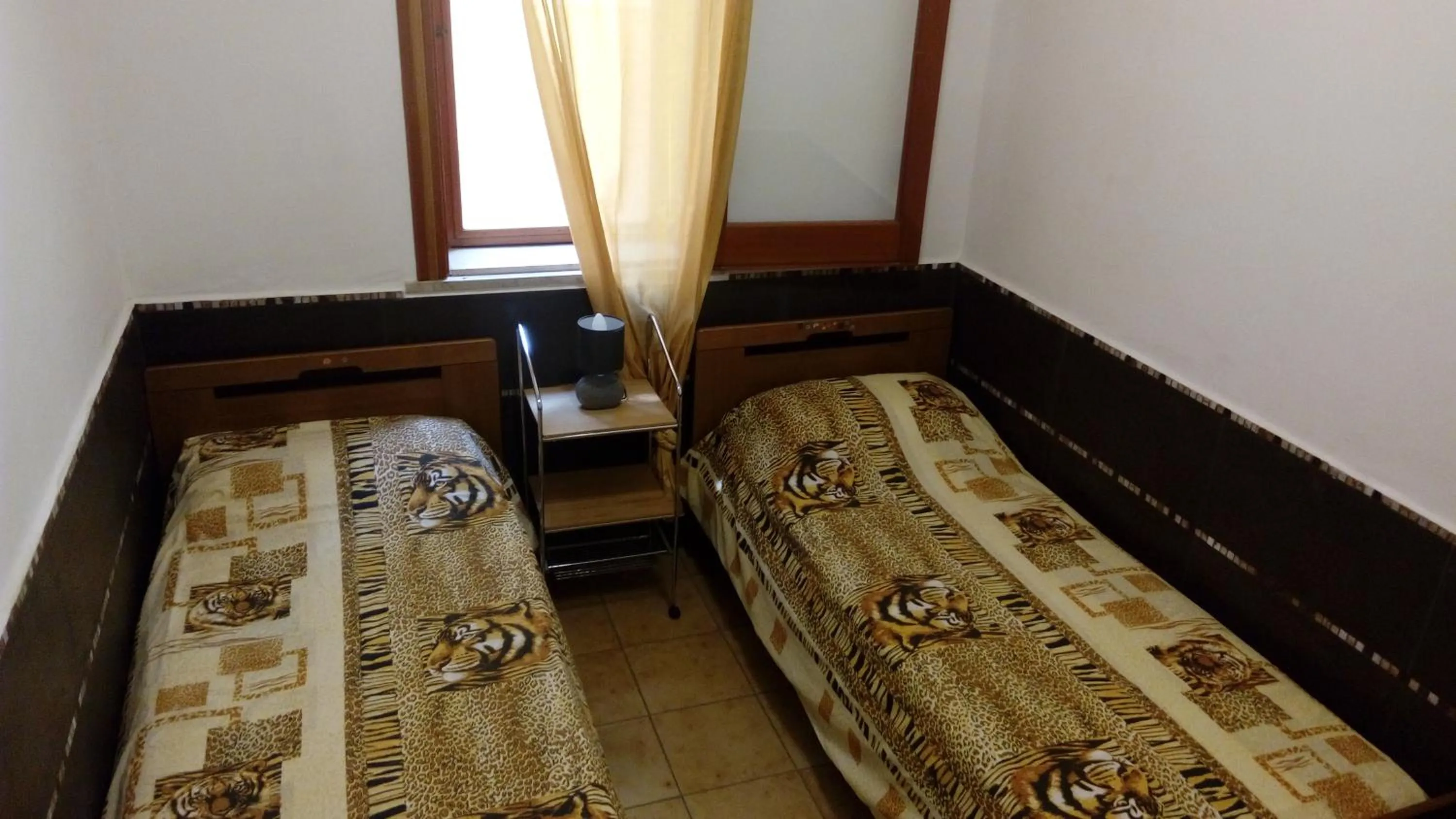 Bedroom, Bed in Stanza in Villa con giardino vista mare