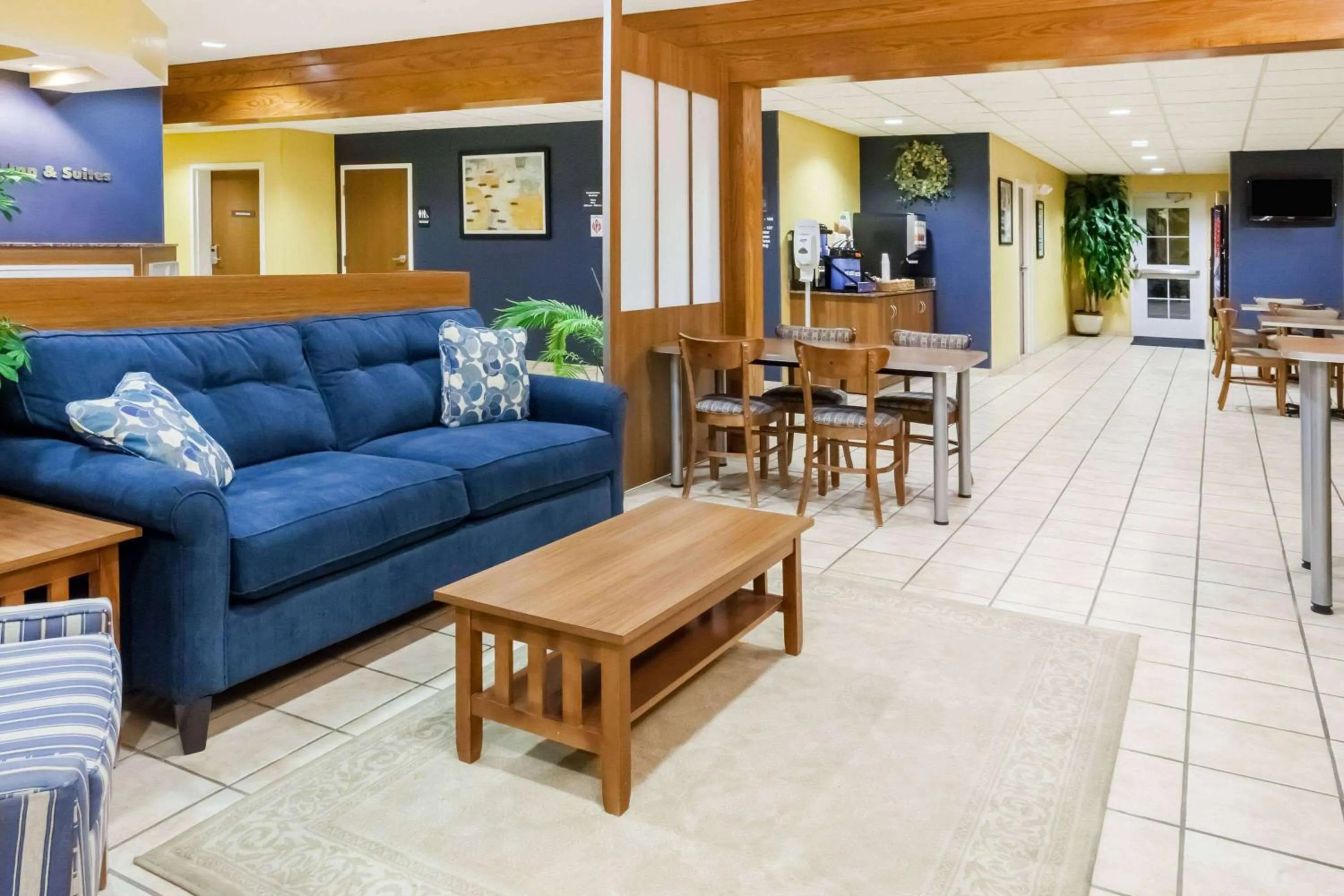 Lobby or reception in Microtel Inn & Suites