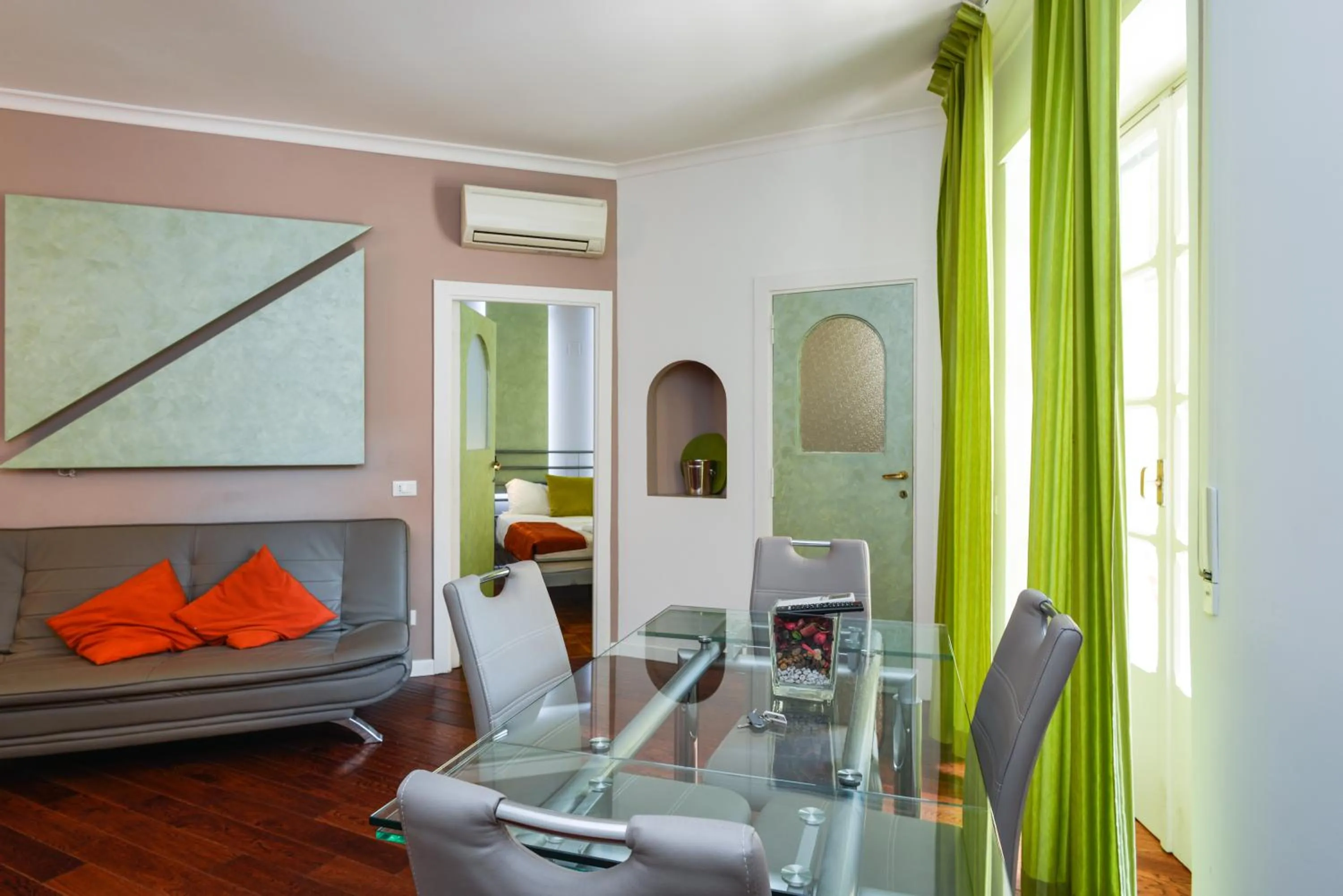 Food and drinks in Archimede Flat
