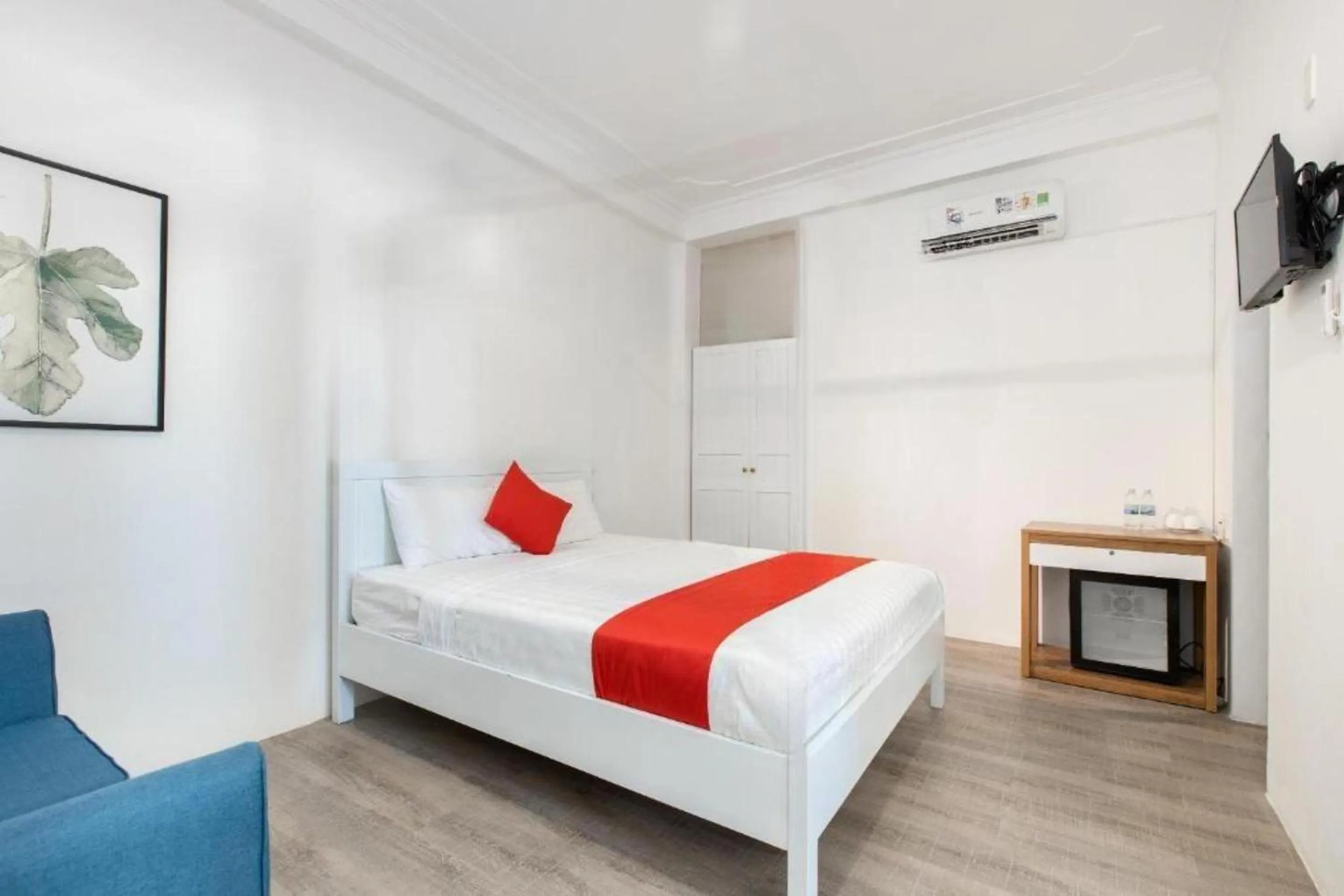 Bedroom, Bed in GIS Hotel Nha Trang & Motorbike Rental