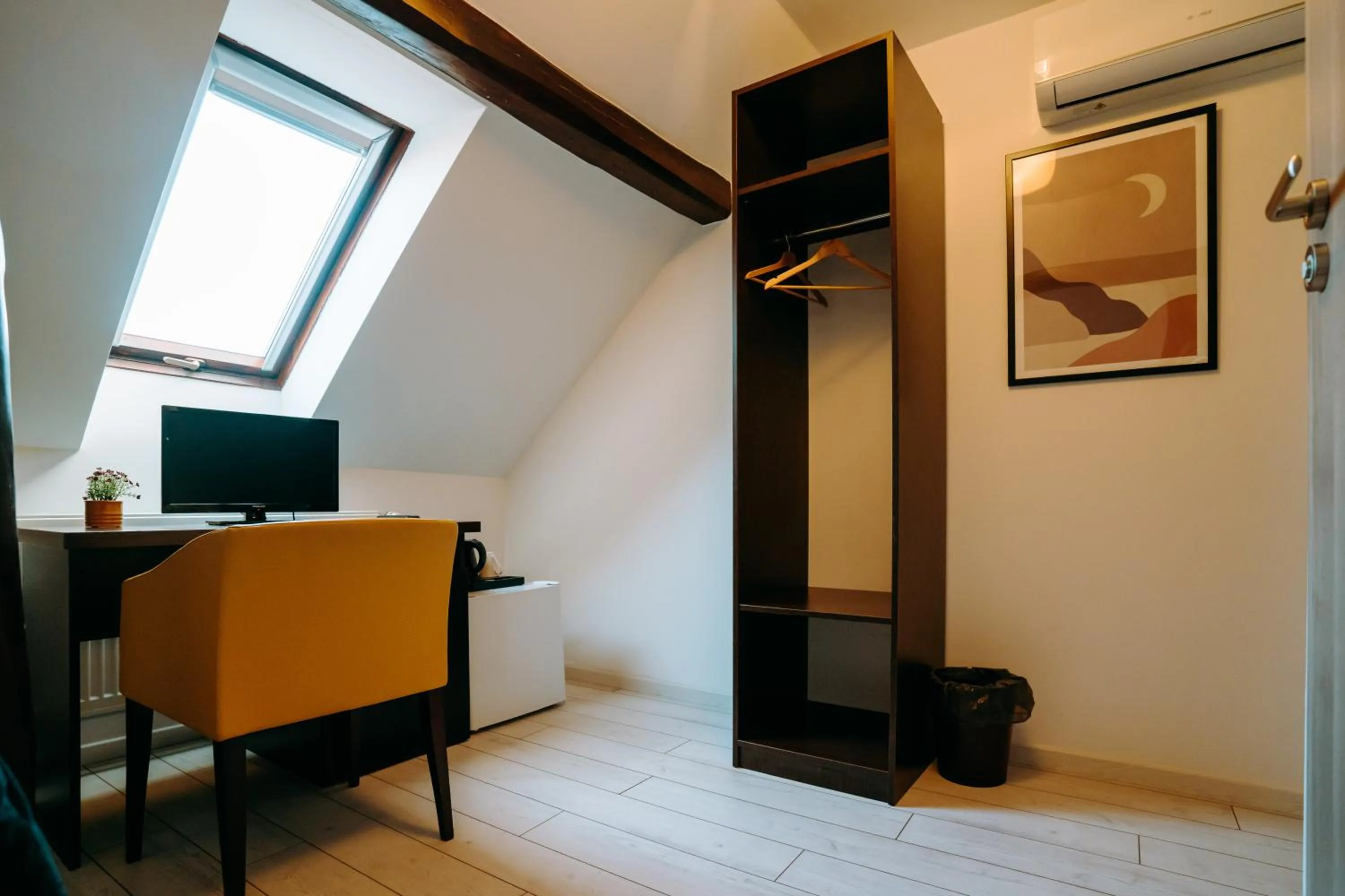 TV and multimedia in Vila Anca