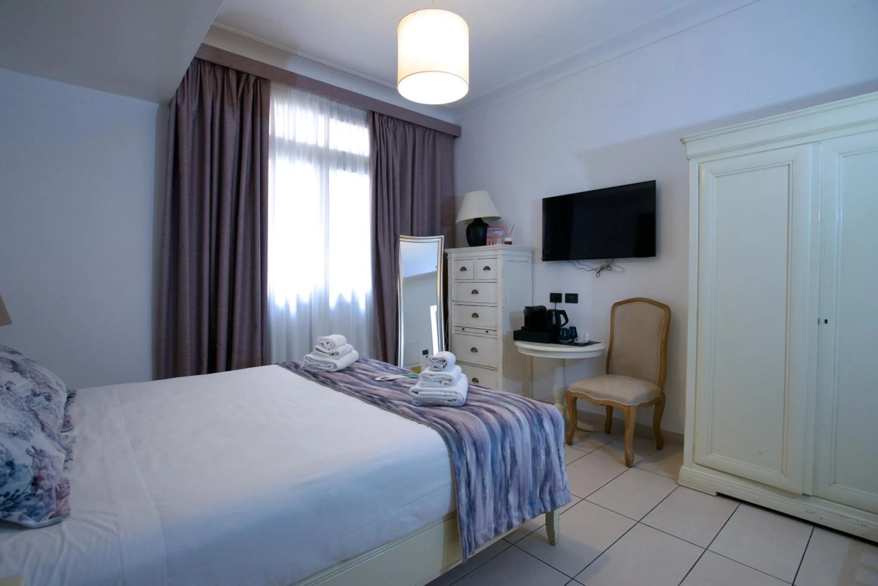 Bed in St. Peter' Six Rooms & Suites