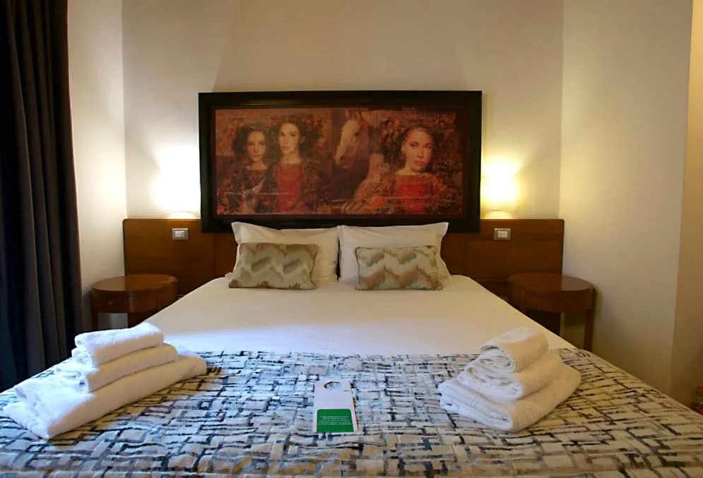 Bed in St. Peter' Six Rooms & Suites