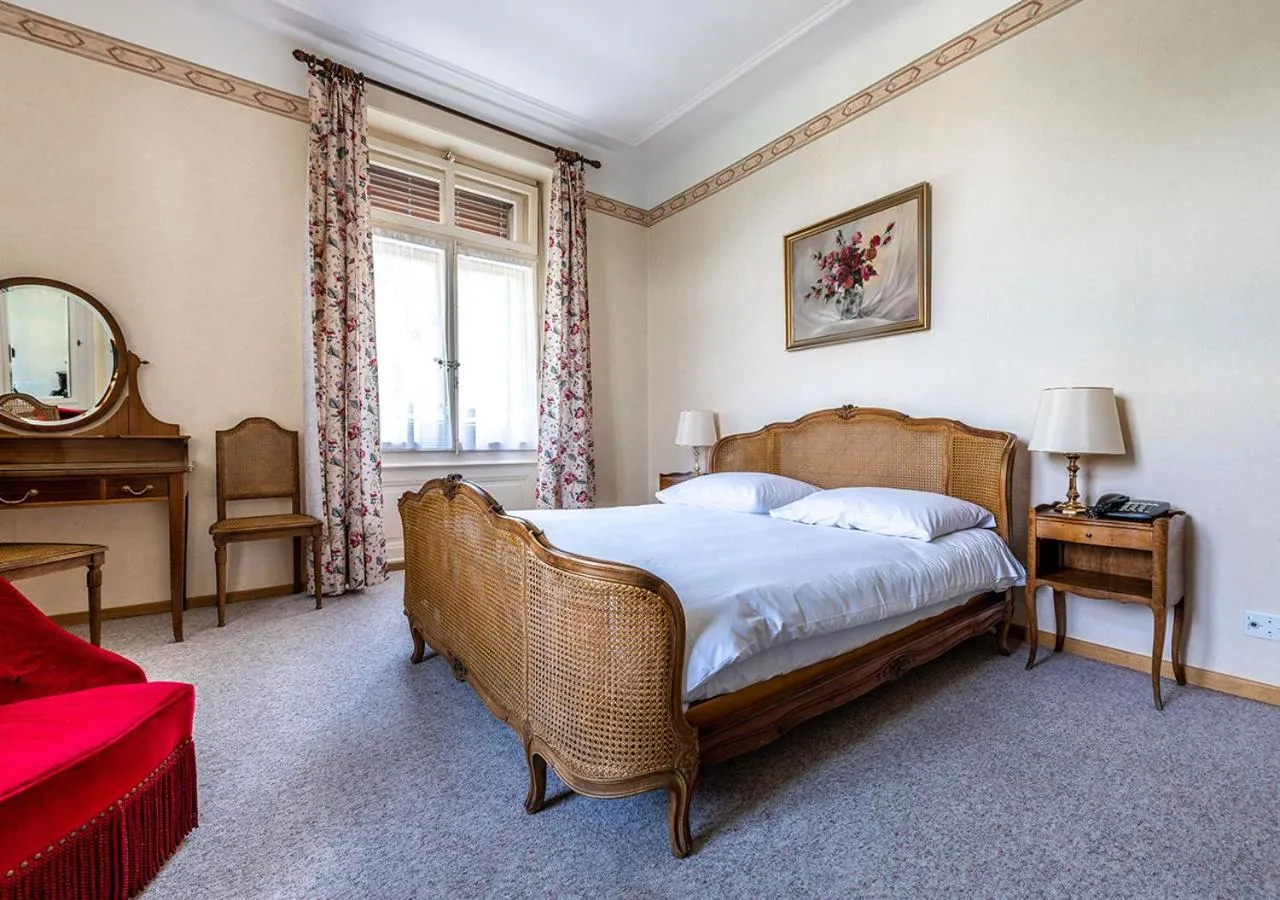 Bedroom, Bed in Grand Hôtel des Rasses & Wellness