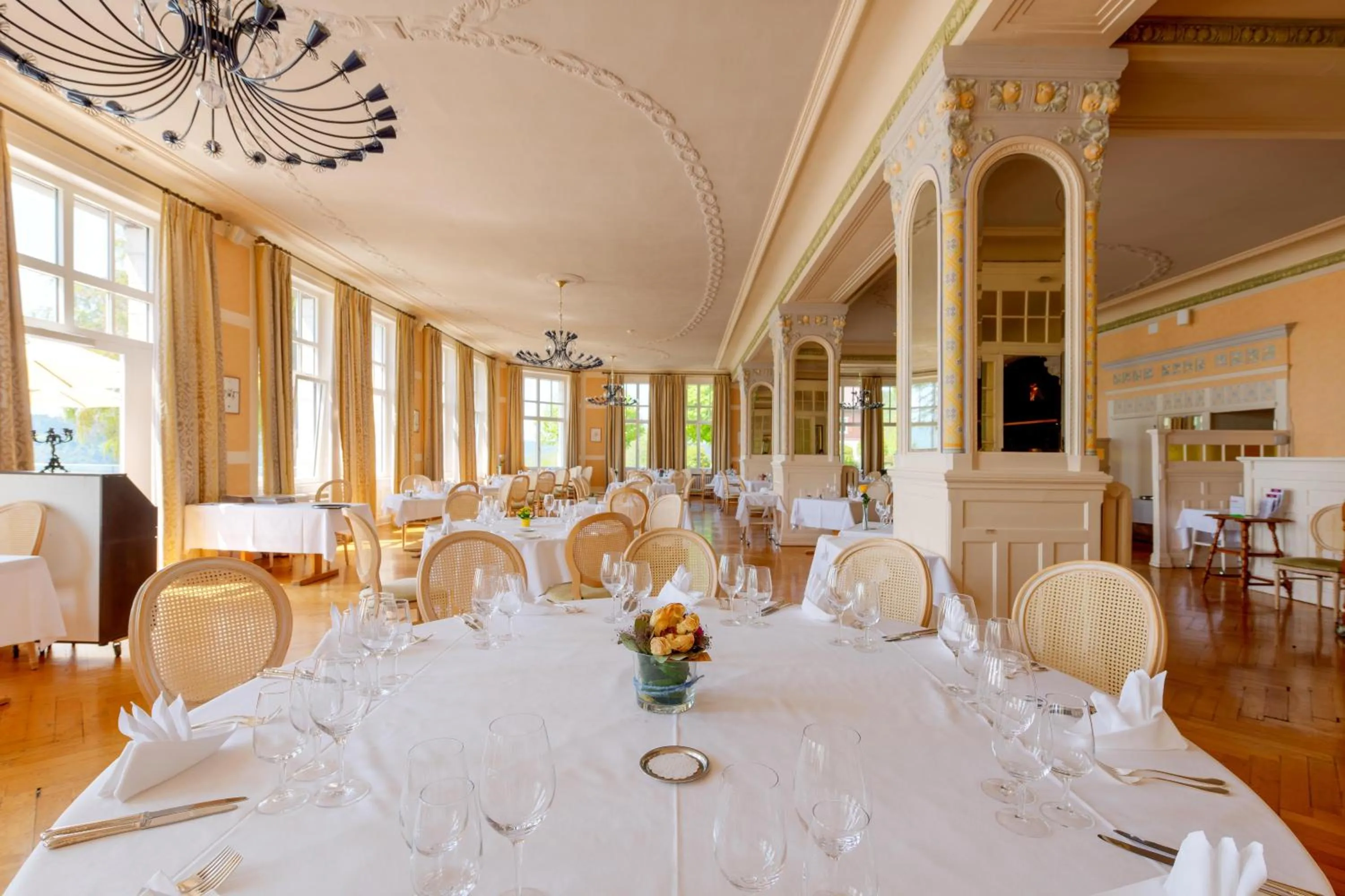 Restaurant/places to eat in Grand Hôtel des Rasses & Wellness