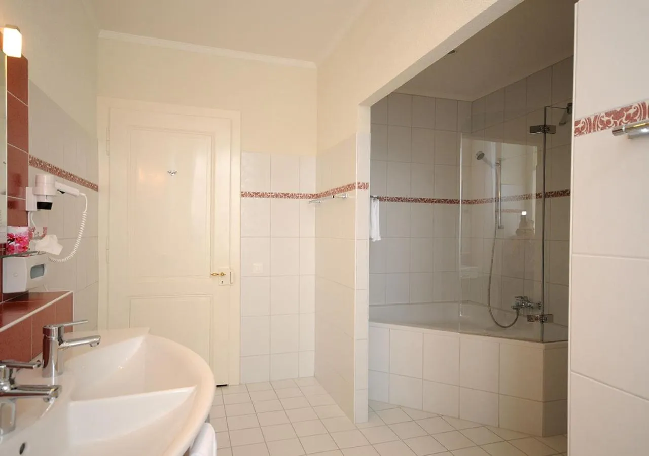Bathroom in Grand Hôtel des Rasses & Wellness