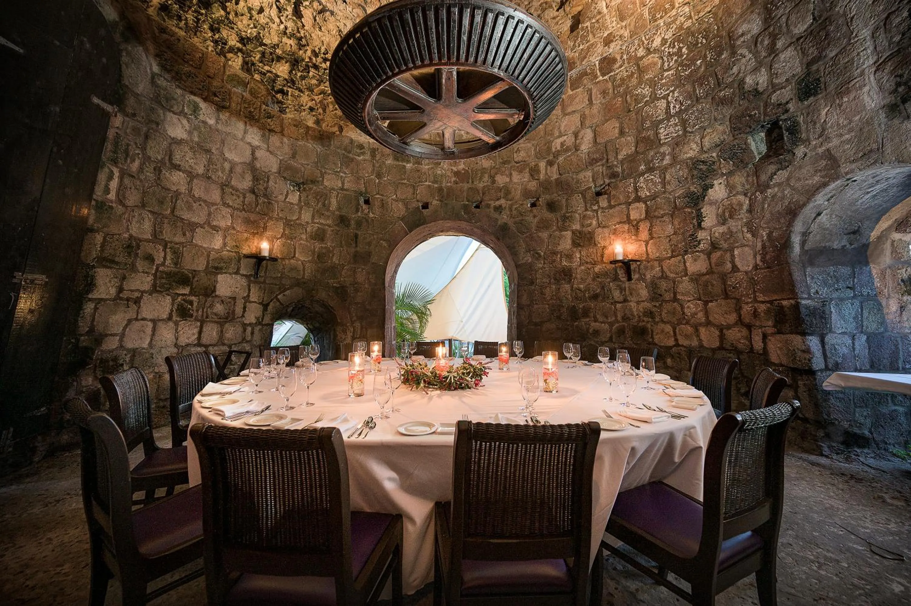 Restaurant/places to eat in Montpelier Nevis